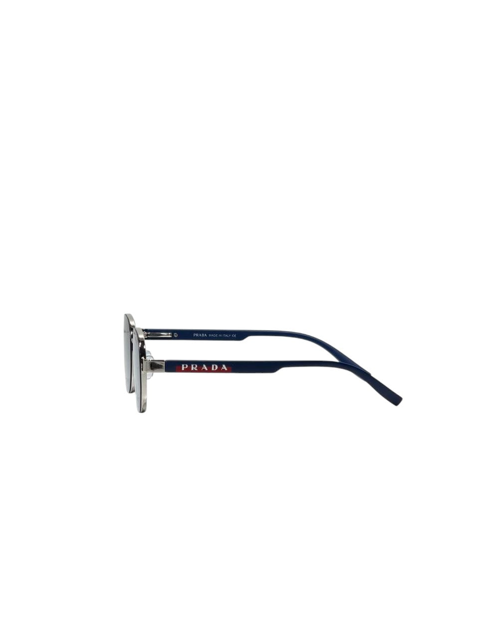 🕶️ Prada Linea Rossa Geometric Sunglasses – Modern Performance & Luxury Style ✨💙