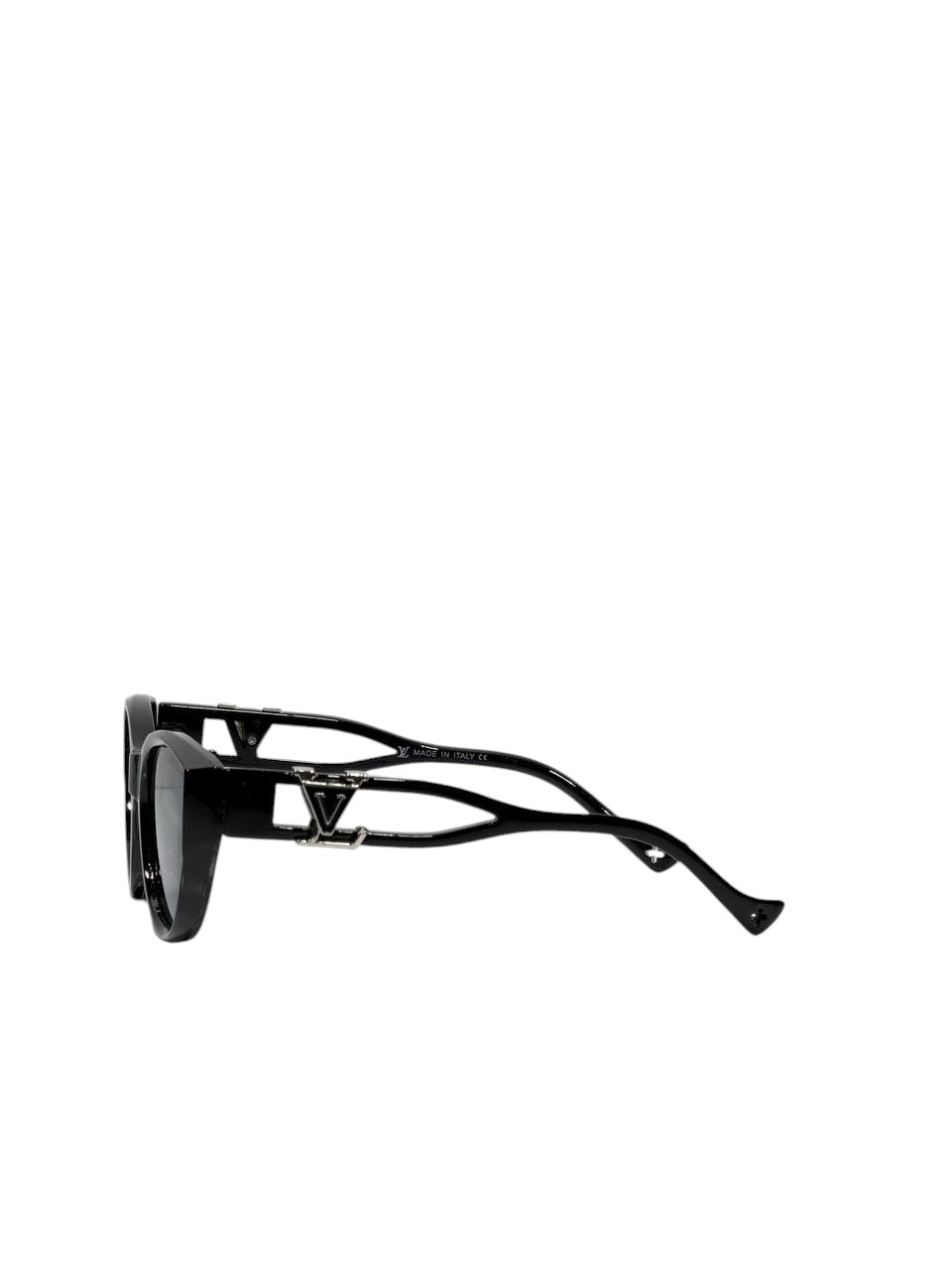 🖤 Louis Vuitton Cat-Eye Sunglasses – Sophisticated Luxury & Iconic Style ✨