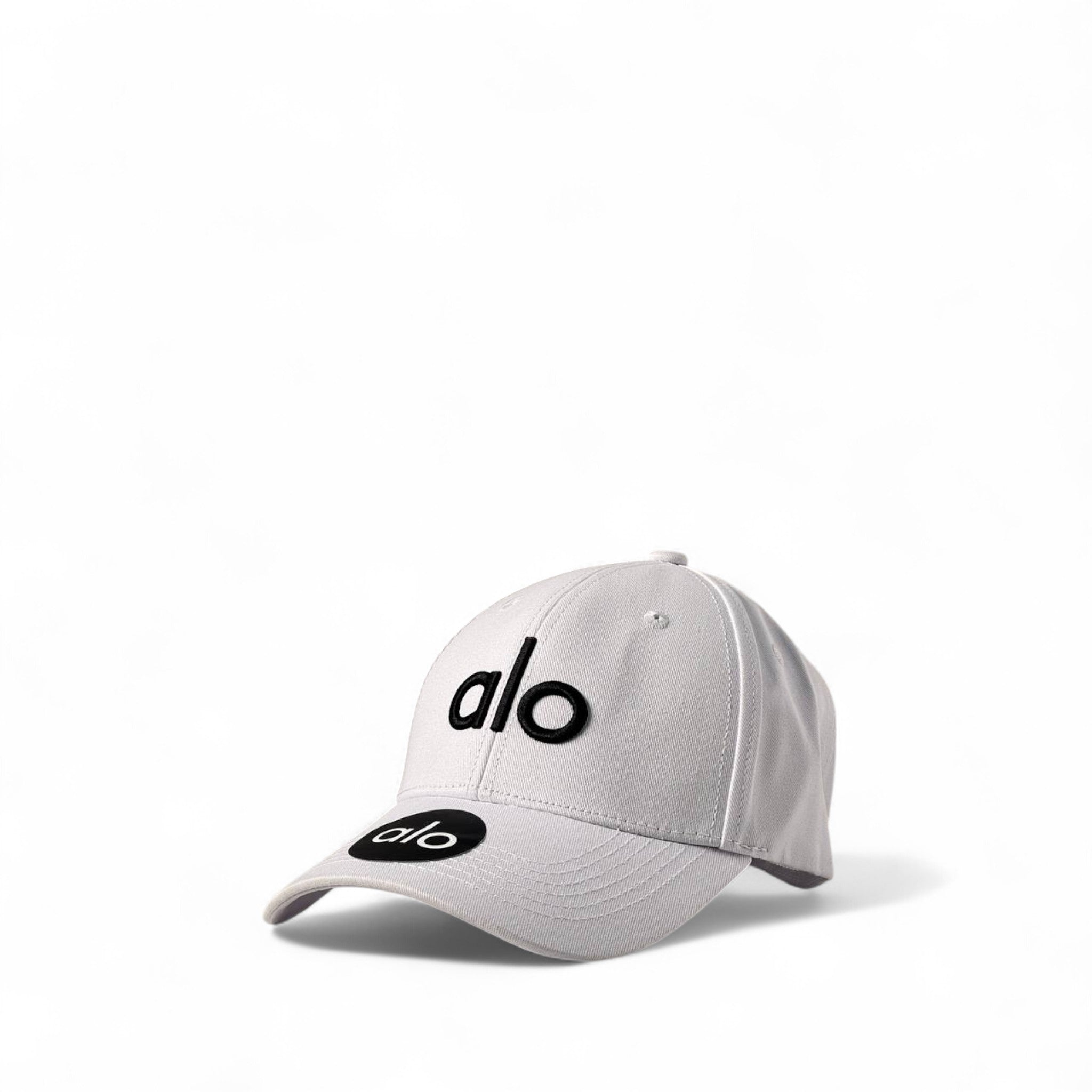 Alo Yoga White Cap with Black Logo ๐๐ค๐ค