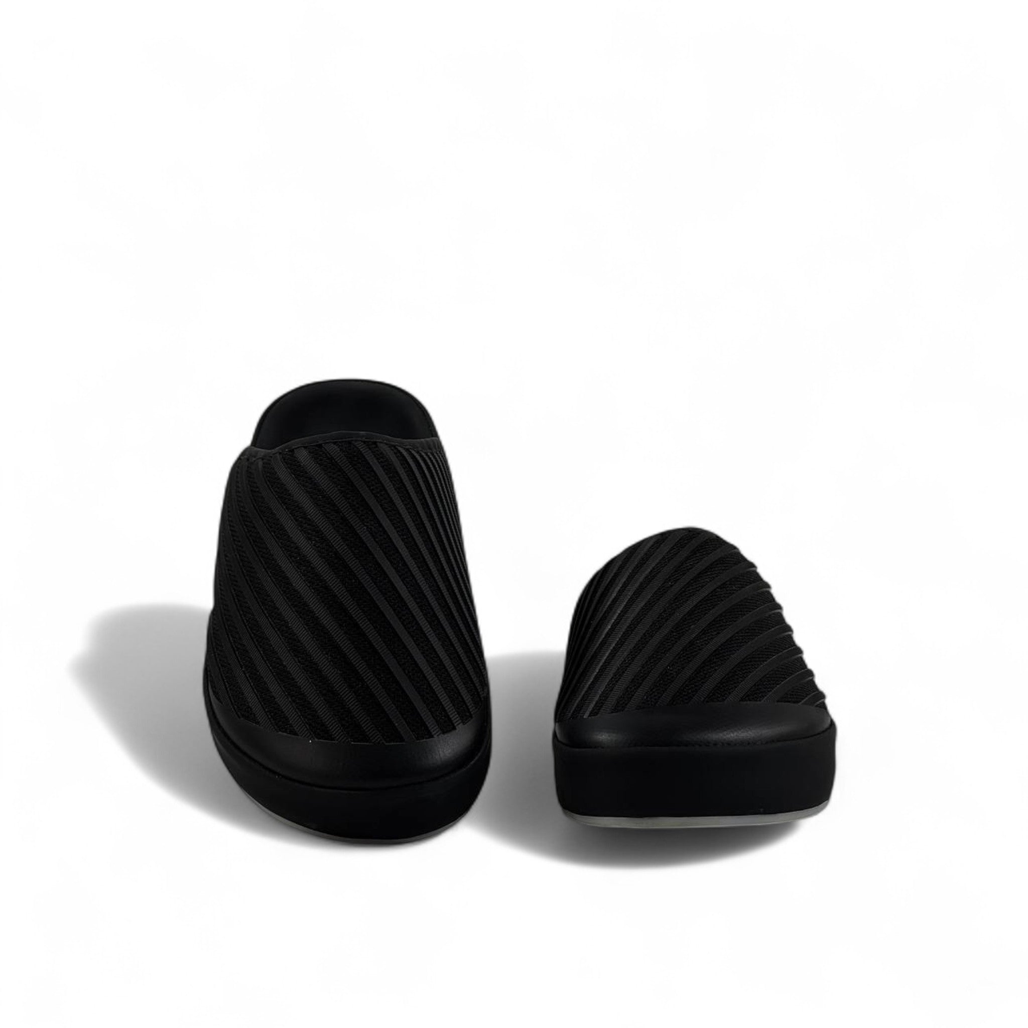 Prada Quilted Nylon Slides – Black Minimal Luxe 🖤✨