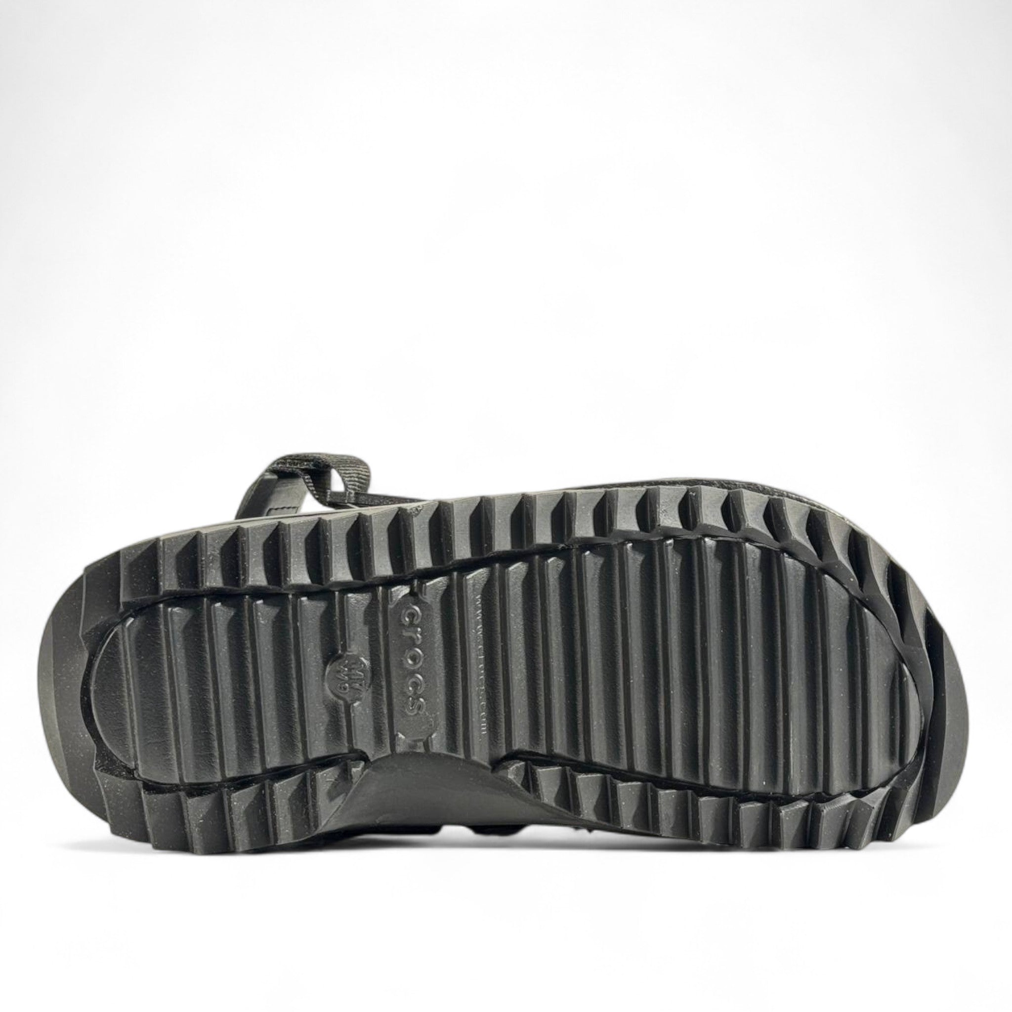 Crocs Classic Platform Clog – Black Elevated Comfort ⚡🖤