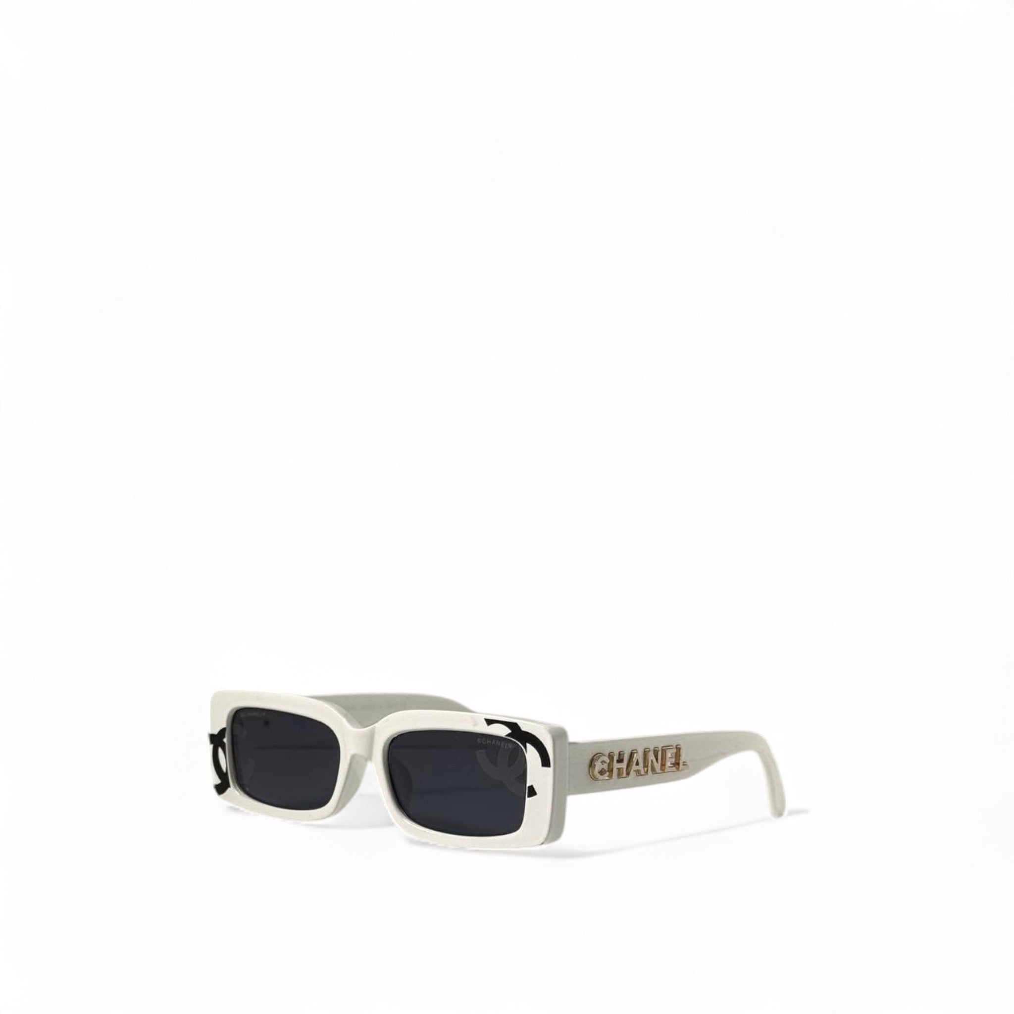 🤍 CHANEL White Logo Rectangular Sunglasses – Iconic Parisian Glam Redefined 🕶️✨