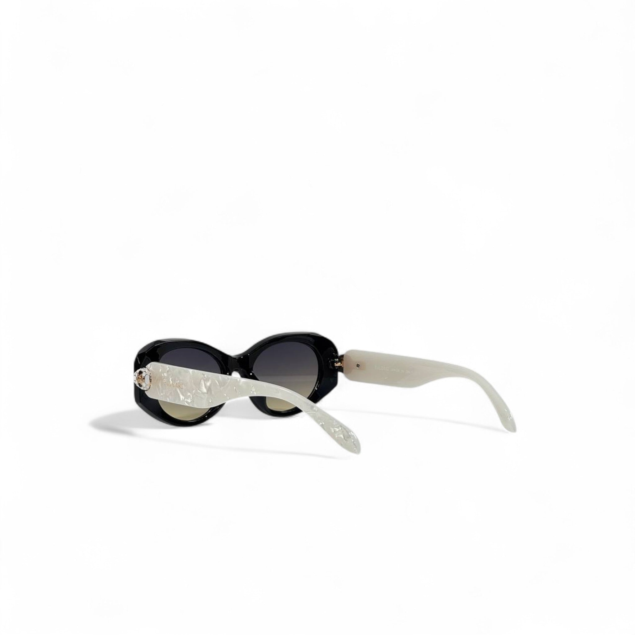 ⚪ Bvlgari Round Sunglasses – Black & White Marble Jewel Edition 🕶️💎