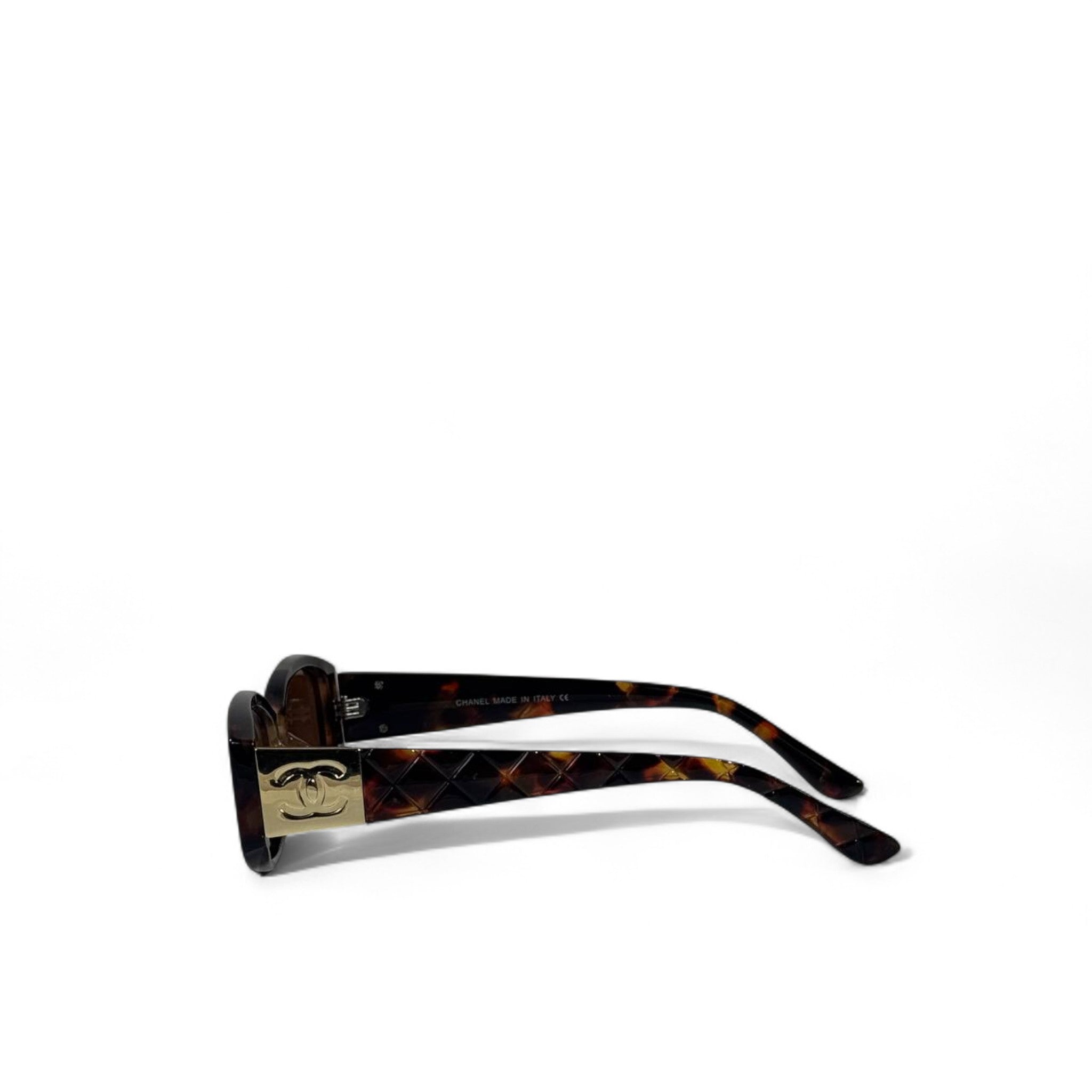 🤎 Chanel Quilted Tortoiseshell Sunglasses – Iconic Parisian Glamour ✨🕶️