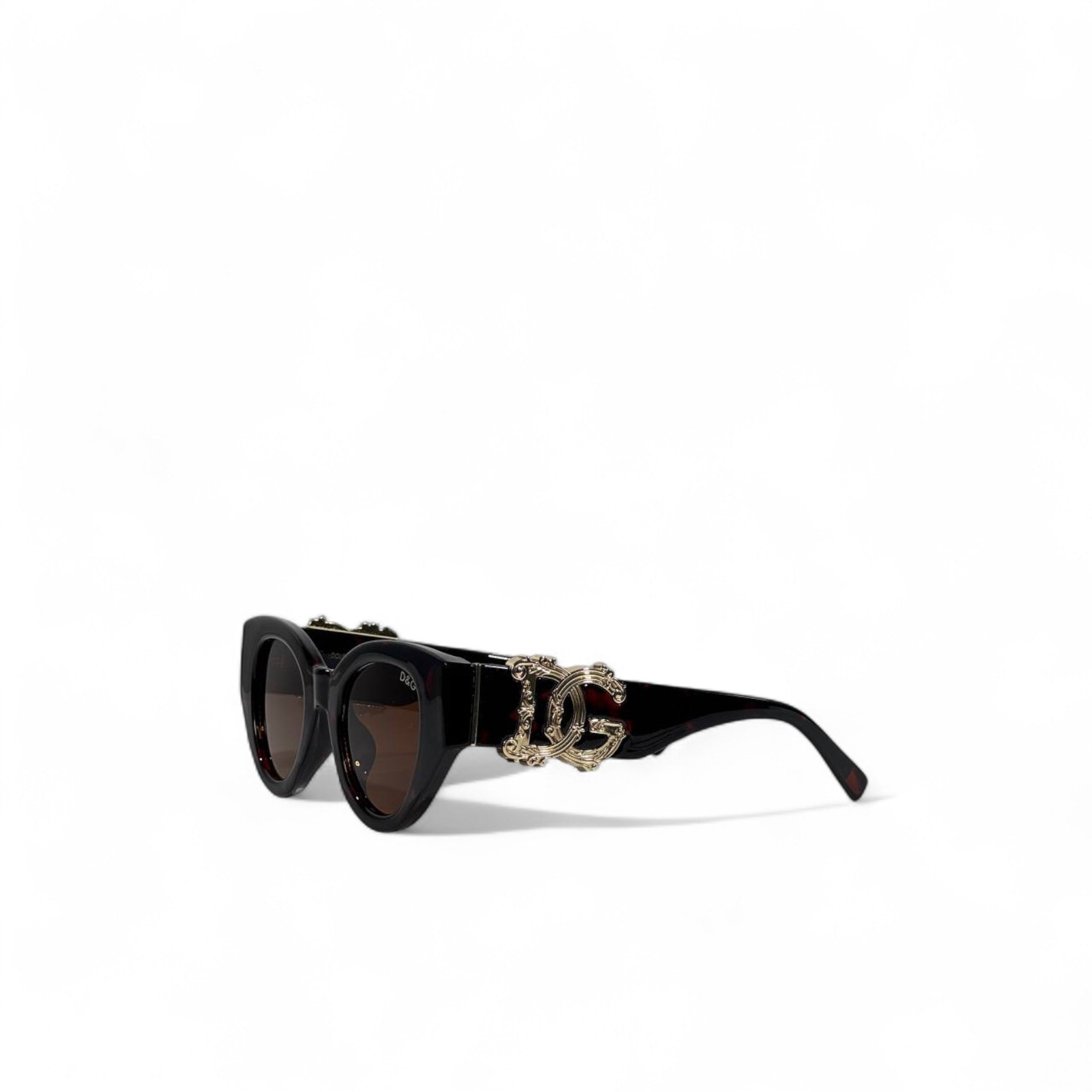 🕶️ Dolce & Gabbana DG Gold Logo Sunglasses – Bold Italian Glamour