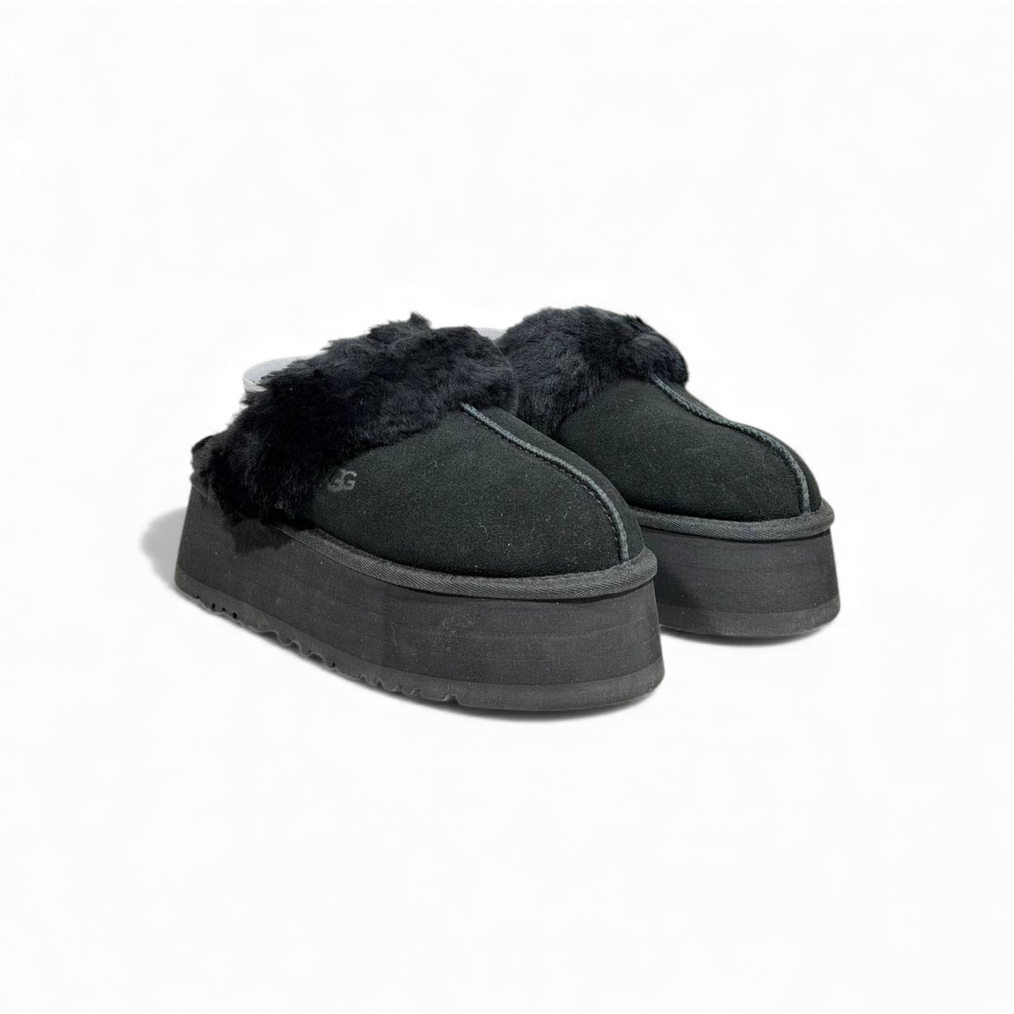 UGG Platform Cozy Slippers – Black Ultimate Comfort Edition 🖤✨