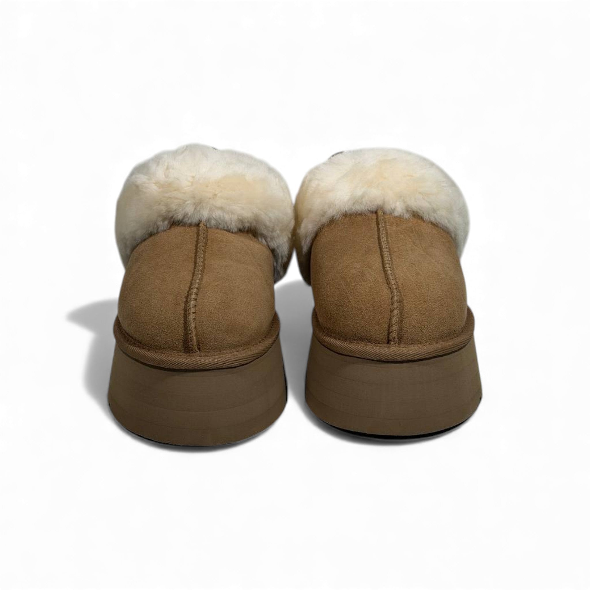 UGG Platform Cozy Slippers – Chestnut Faux Fur Edition 🤎❄️