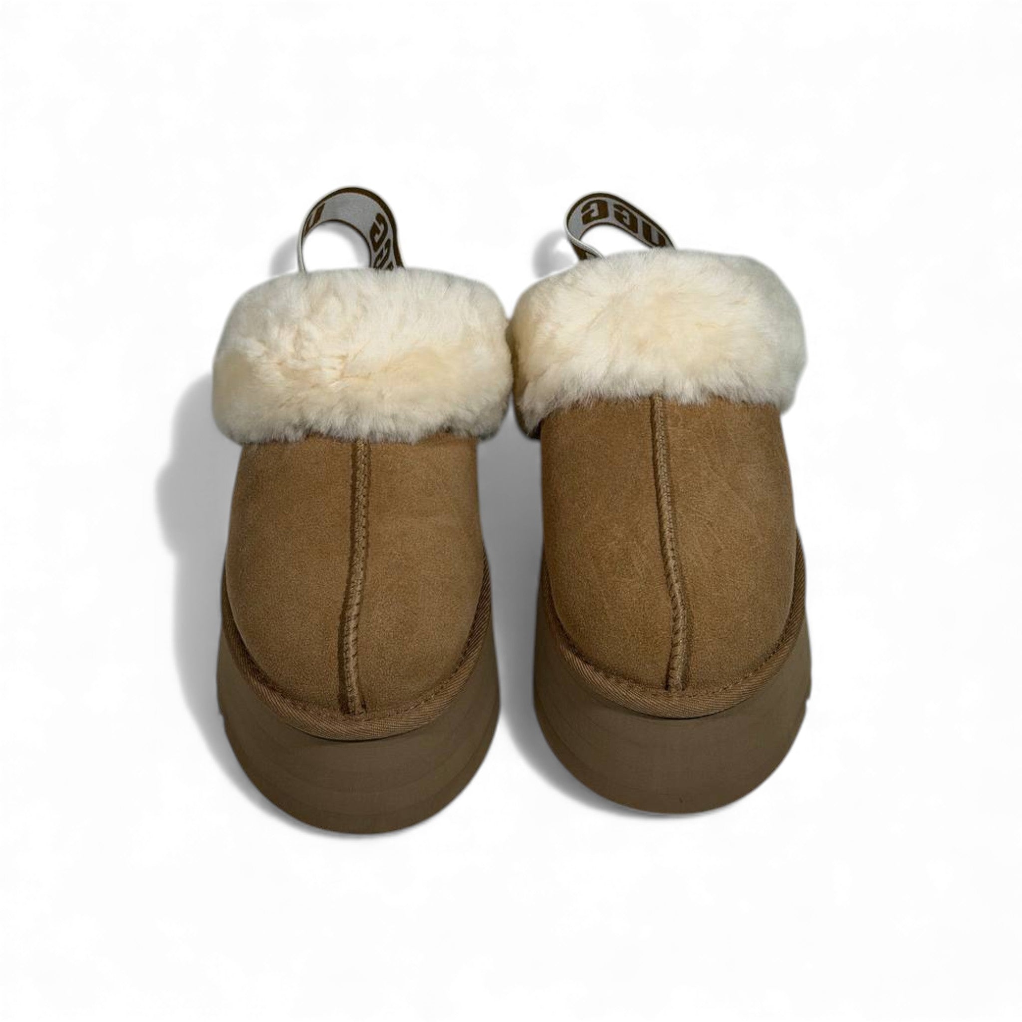 UGG Platform Cozy Slippers – Chestnut Faux Fur Edition 🤎❄️