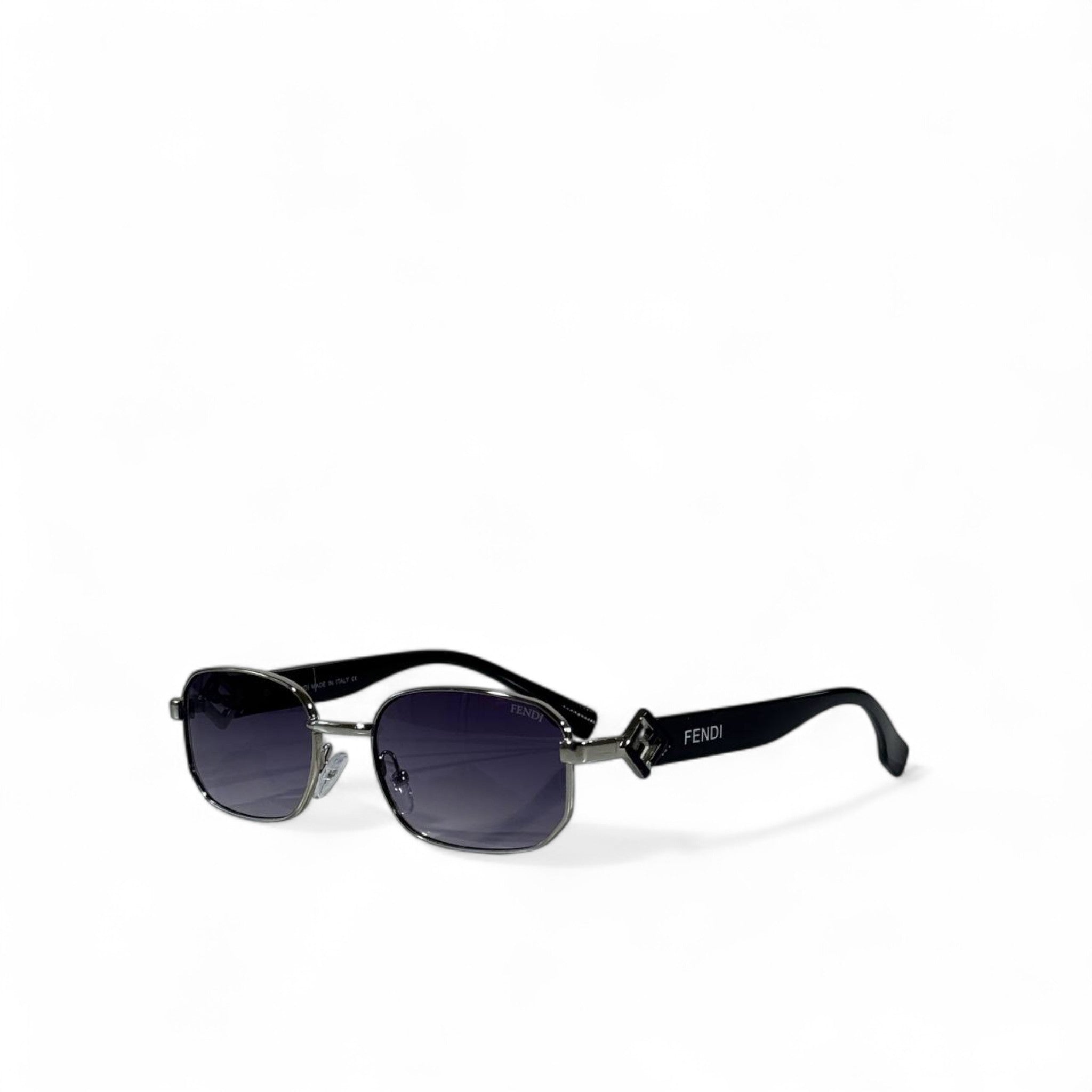 ✨ Fendi Sunglasses – Square Metal Frame with Gradient Dark Lenses 🕶️👑