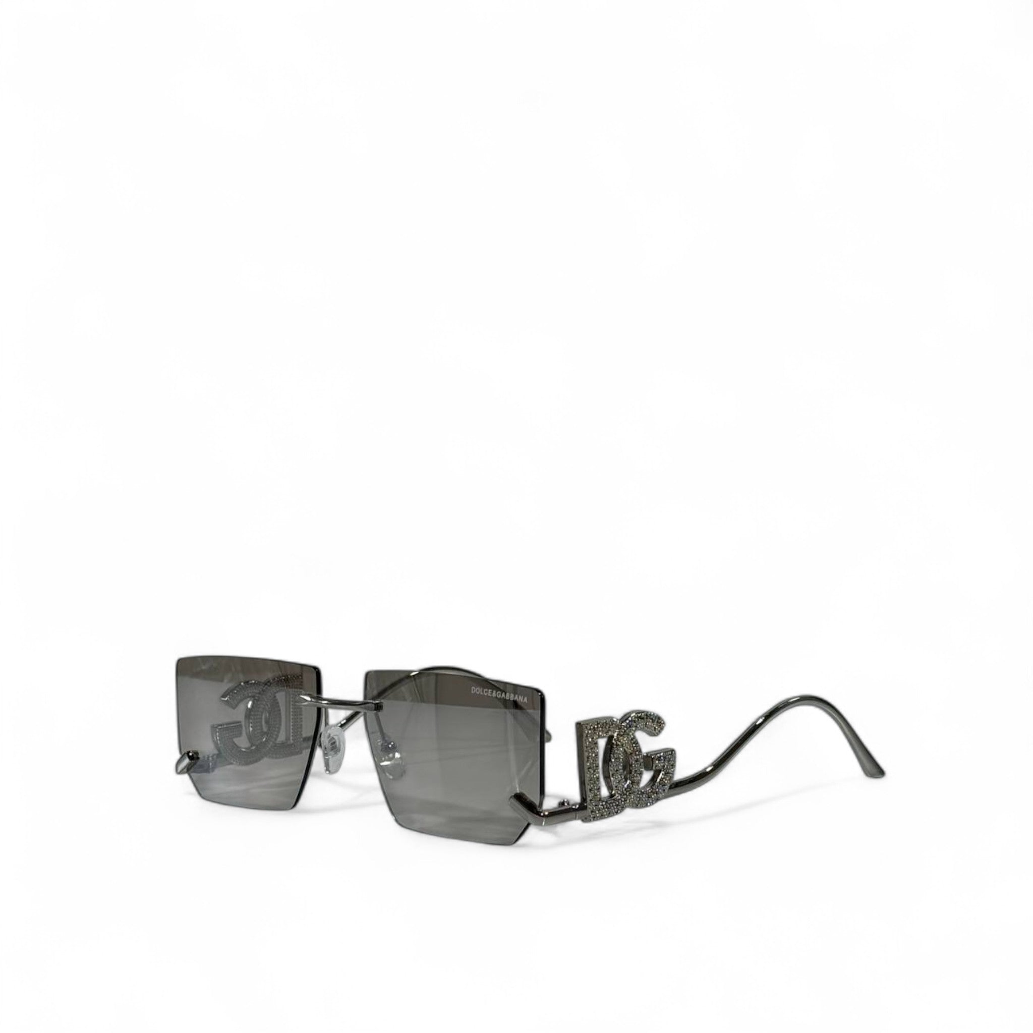 Dolce & Gabbana DG Logo Sunglasses – Statement Luxury ✨🕶️