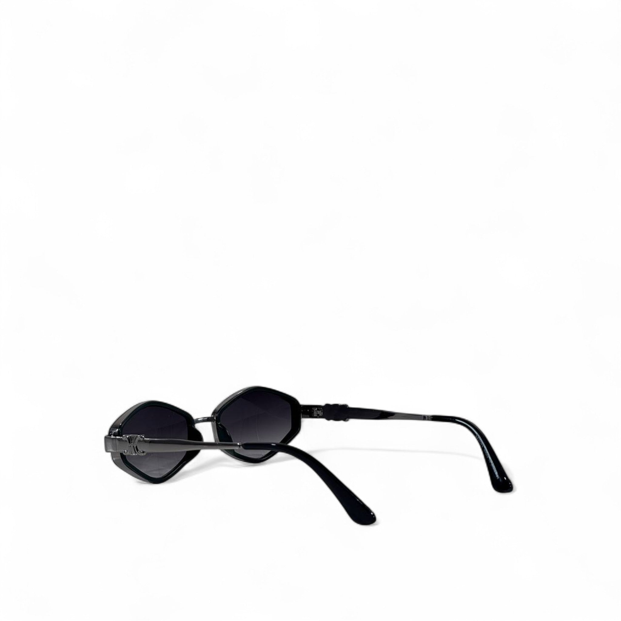 Celine Oval Black Sunglasses – Timeless Parisian Luxury 🖤✨