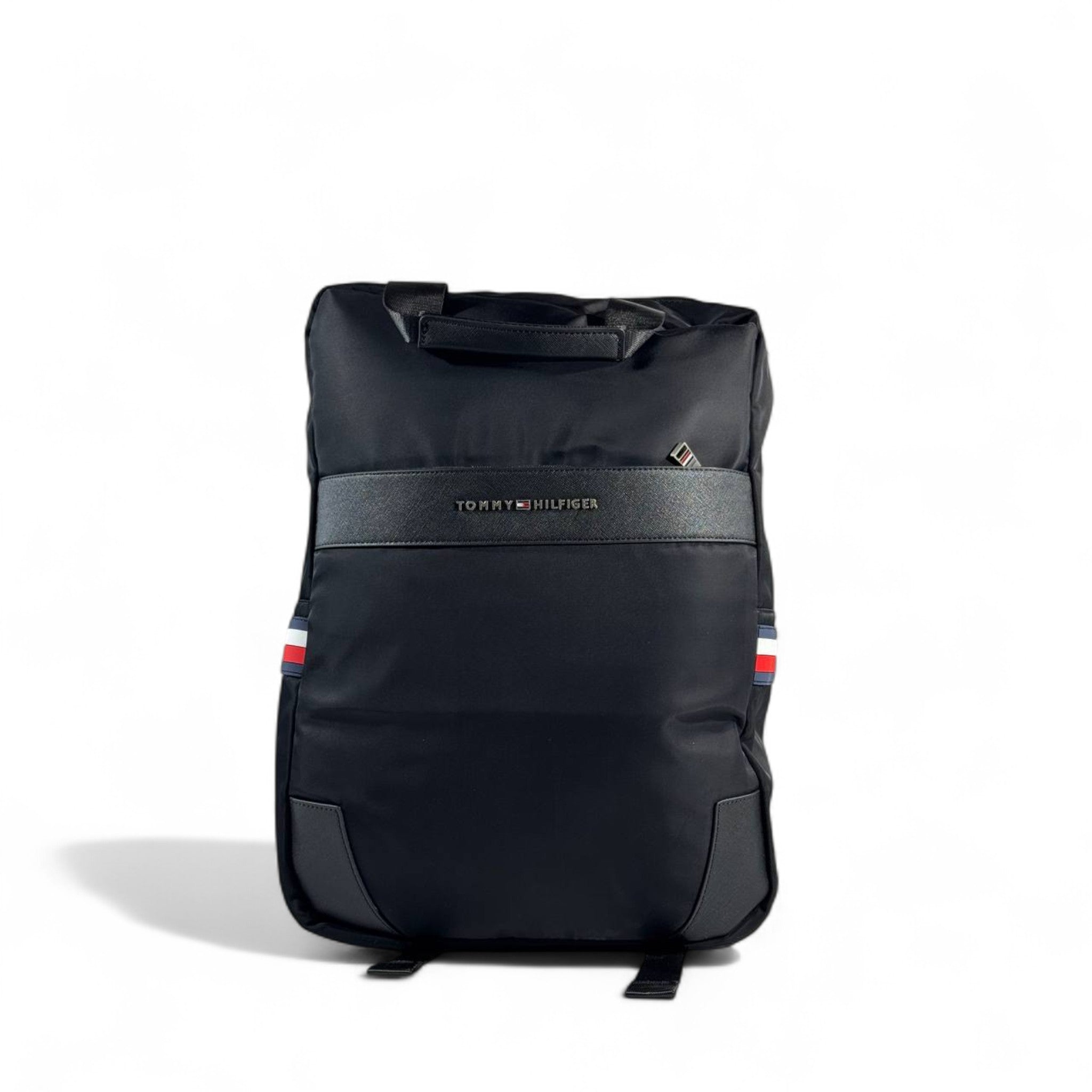 Tommy Hilfiger Black Backpack – Sleek Everyday & Travel Essential 🎒✨