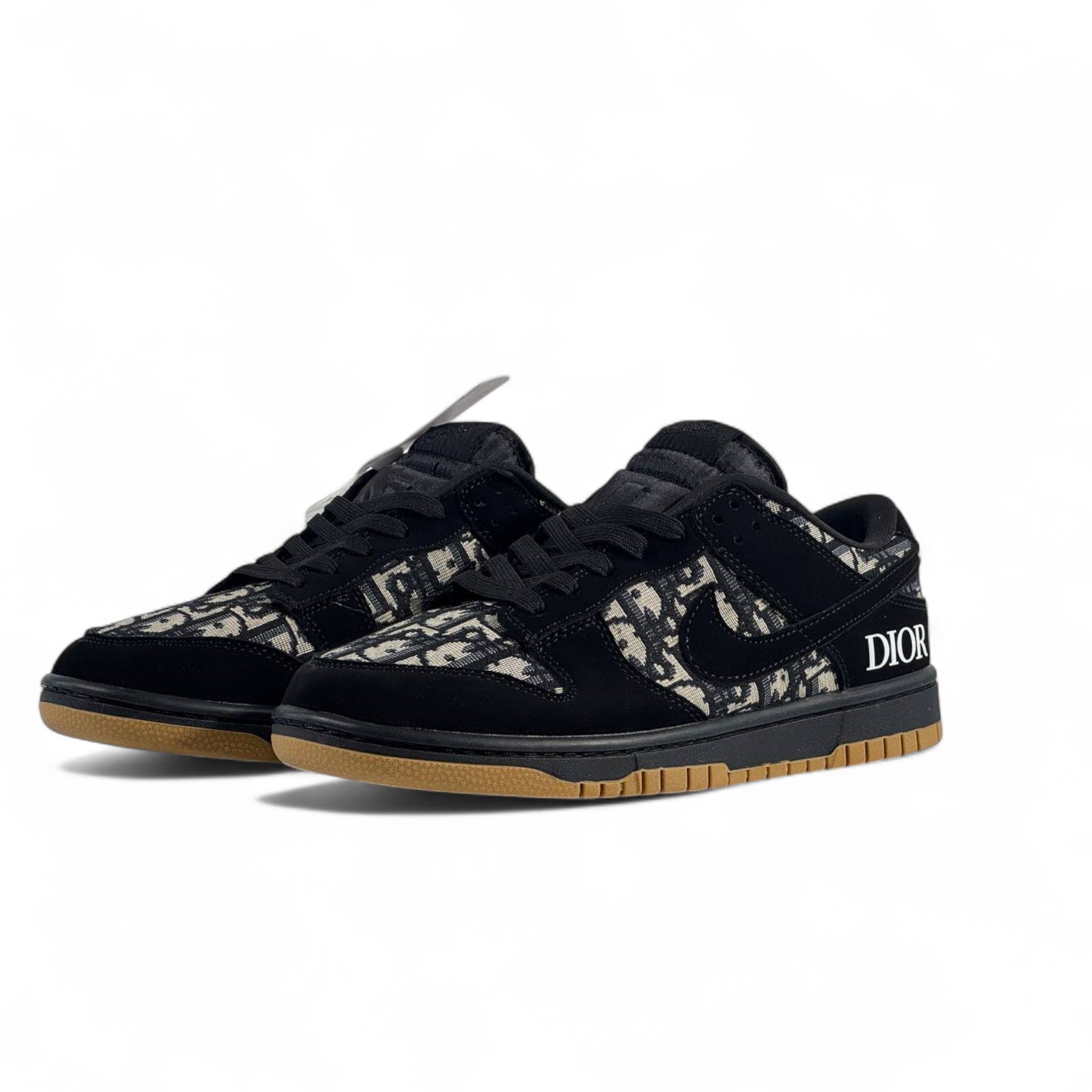 🖤 Dior x Nike Low-Top Sneakers – Black Monogram