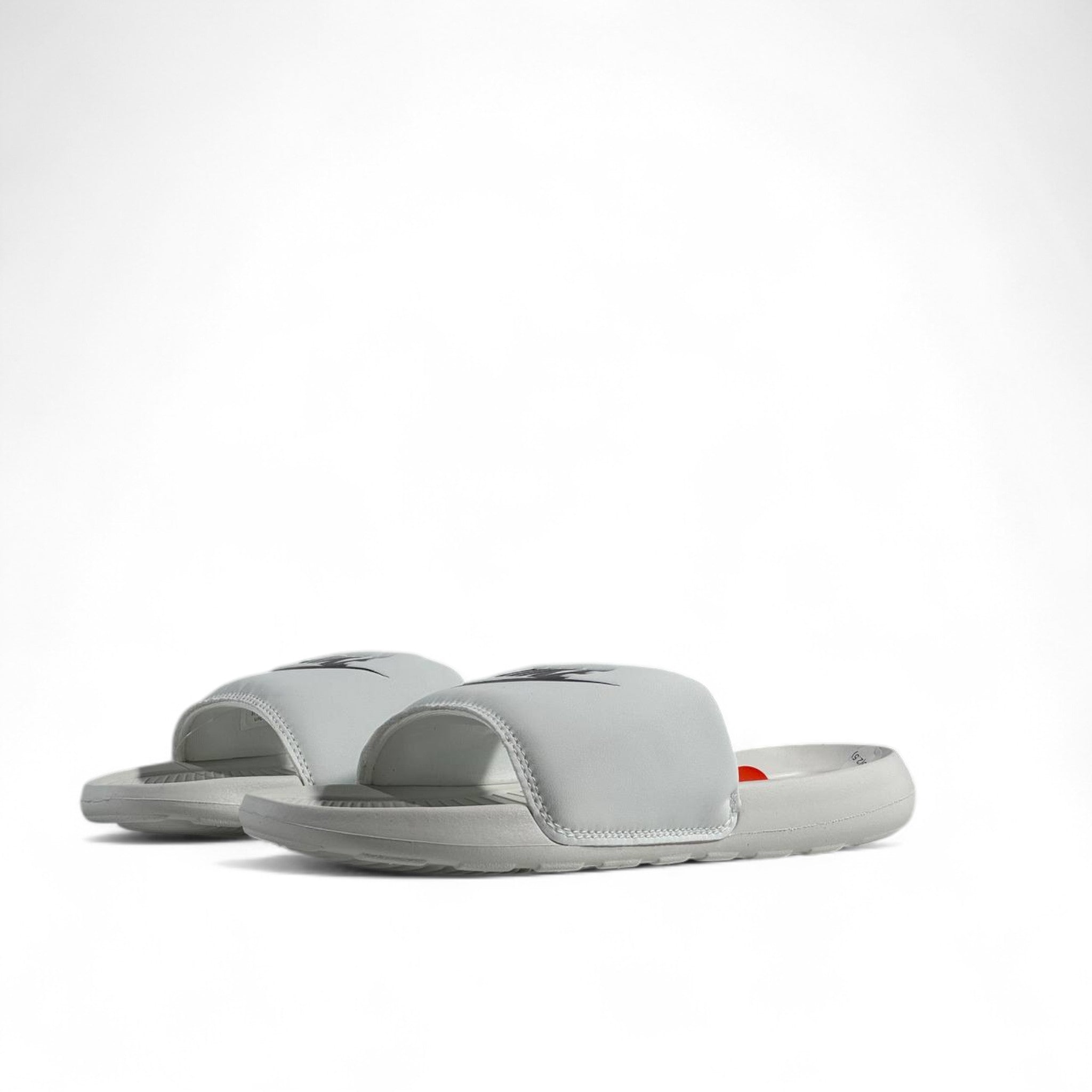 👟 Nike White Slides – Minimalist Comfort with Iconic Style