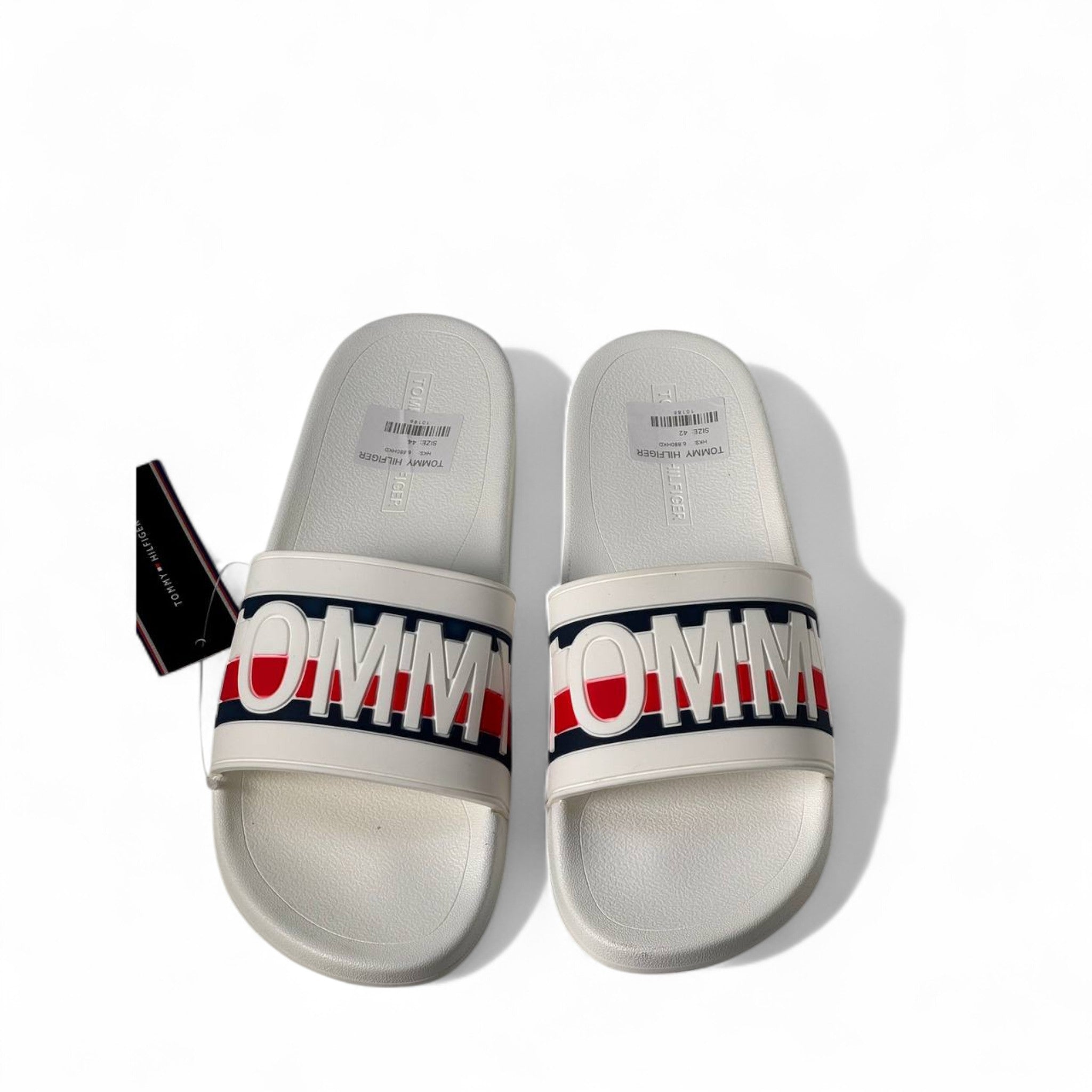 🟥🟦 Tommy Hilfiger White Slides – Bold Logo Design 🇺🇸