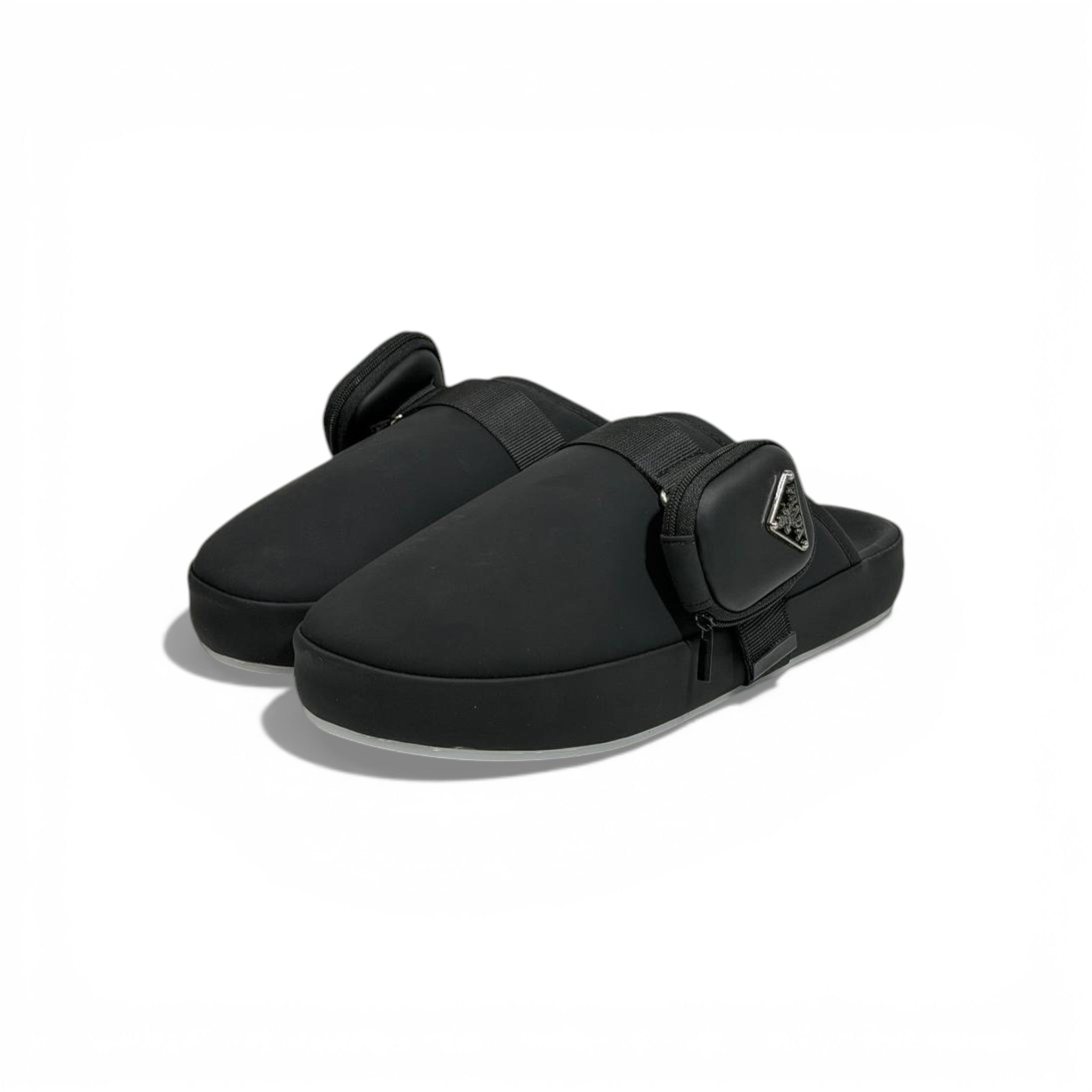 🖤✨ Prada Padded Closed-Toe Slippers – Black Luxury Comfort ✨🖤