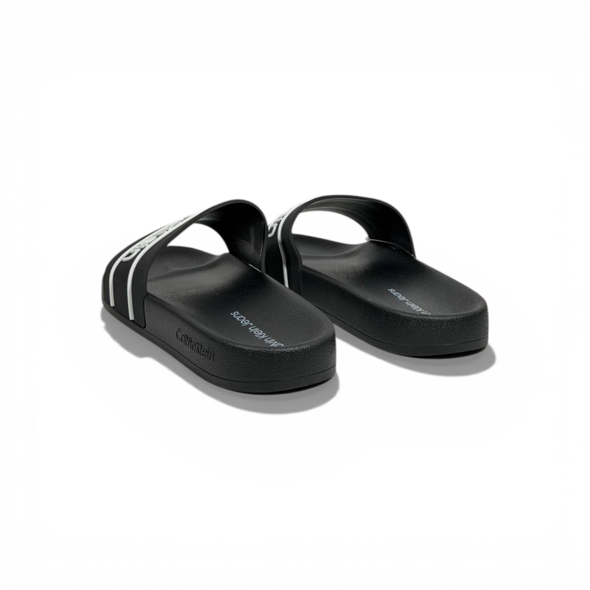 🖤✨ Calvin Klein Logo Slide Slippers – Black Minimal Style ✨🖤