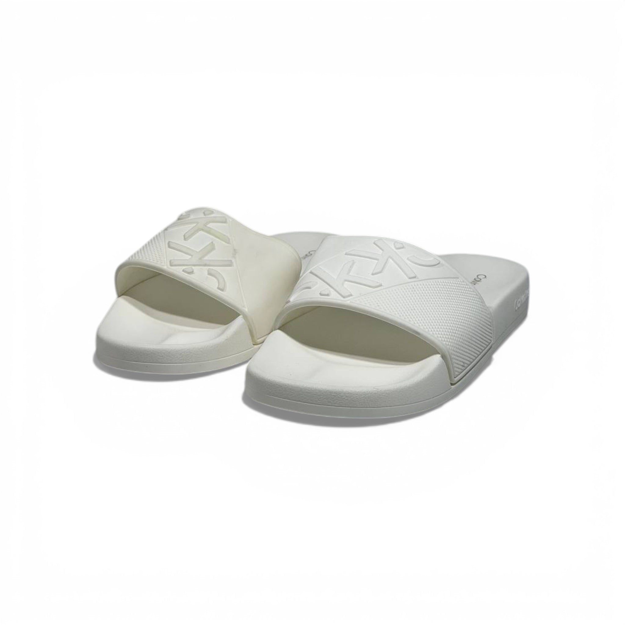 🤍✨ Calvin Klein Jeans Logo Slide Slippers – White Minimal Style ✨🤍