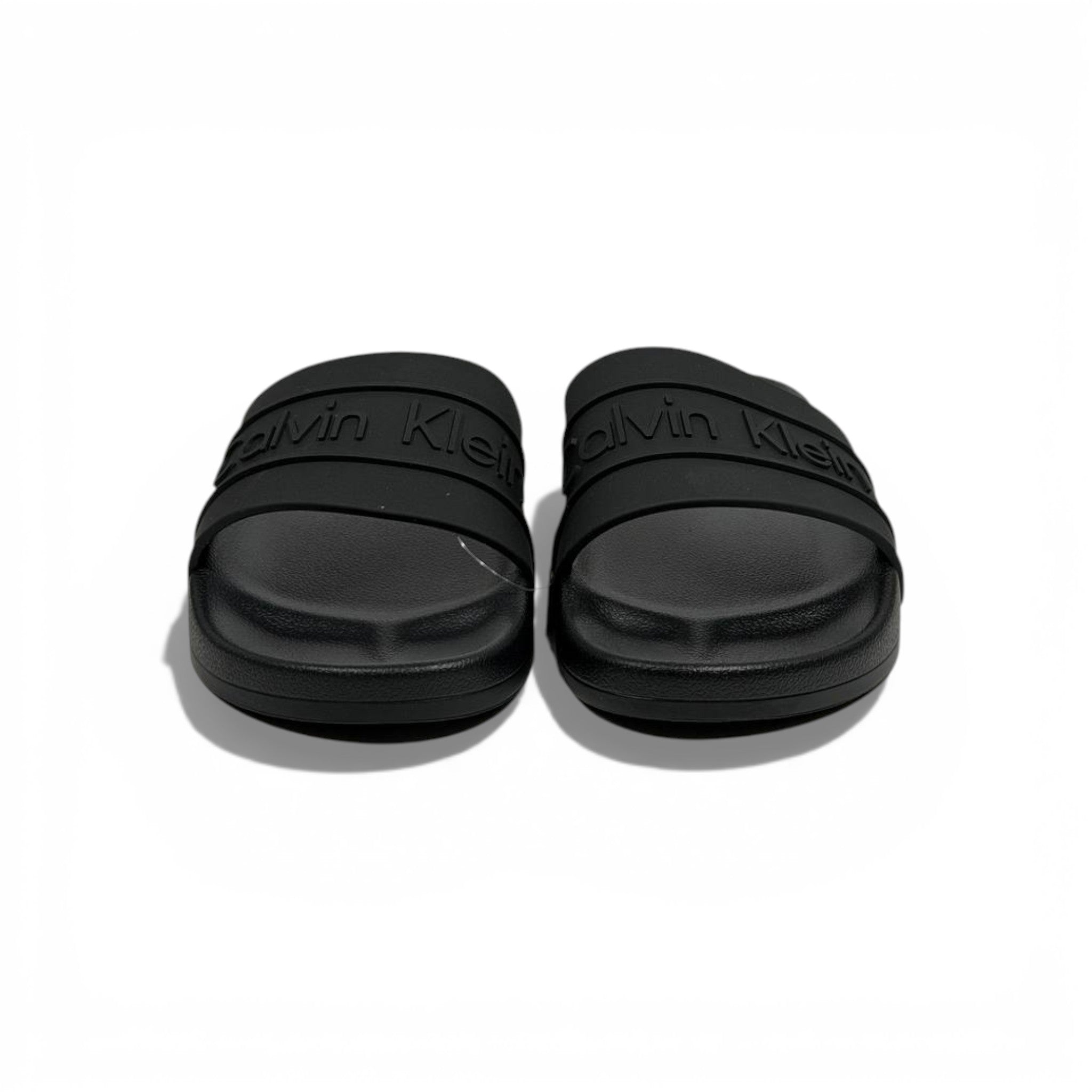 🖤✨ Calvin Klein Embossed Logo Slide Slippers – Black Minimal Luxury ✨🖤