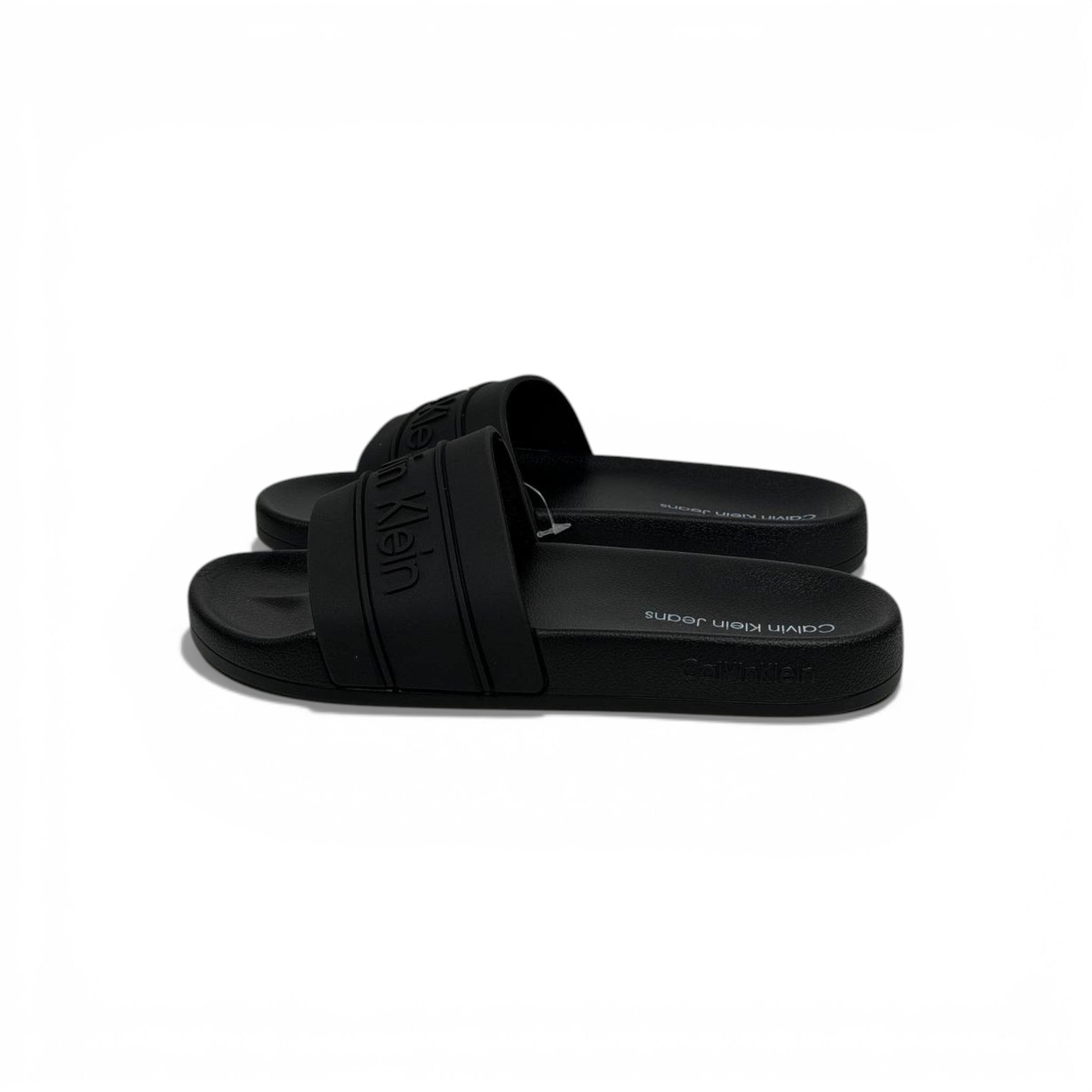 🖤✨ Calvin Klein Embossed Logo Slide Slippers – Black Minimal Luxury ✨🖤