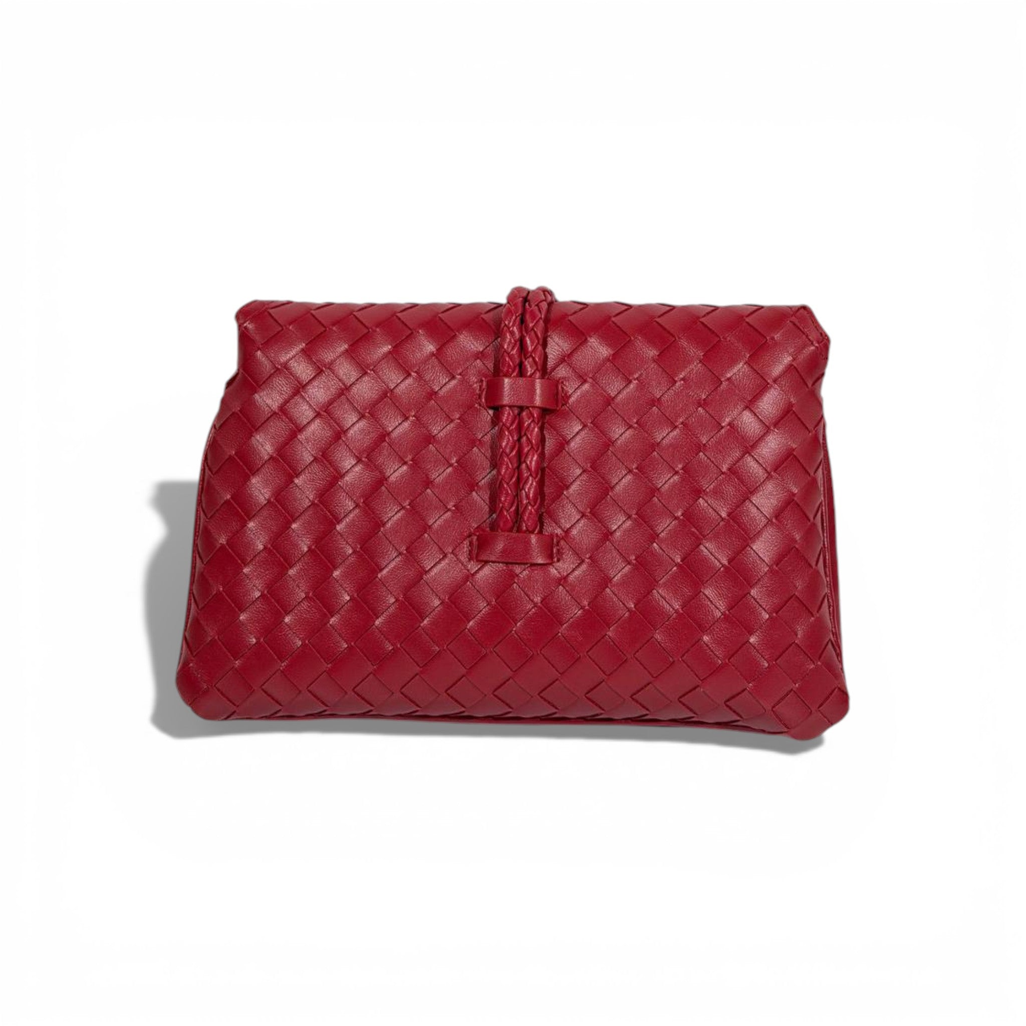 👜 Bottega Veneta Intrecciato Leather Clutch – Red ❤️