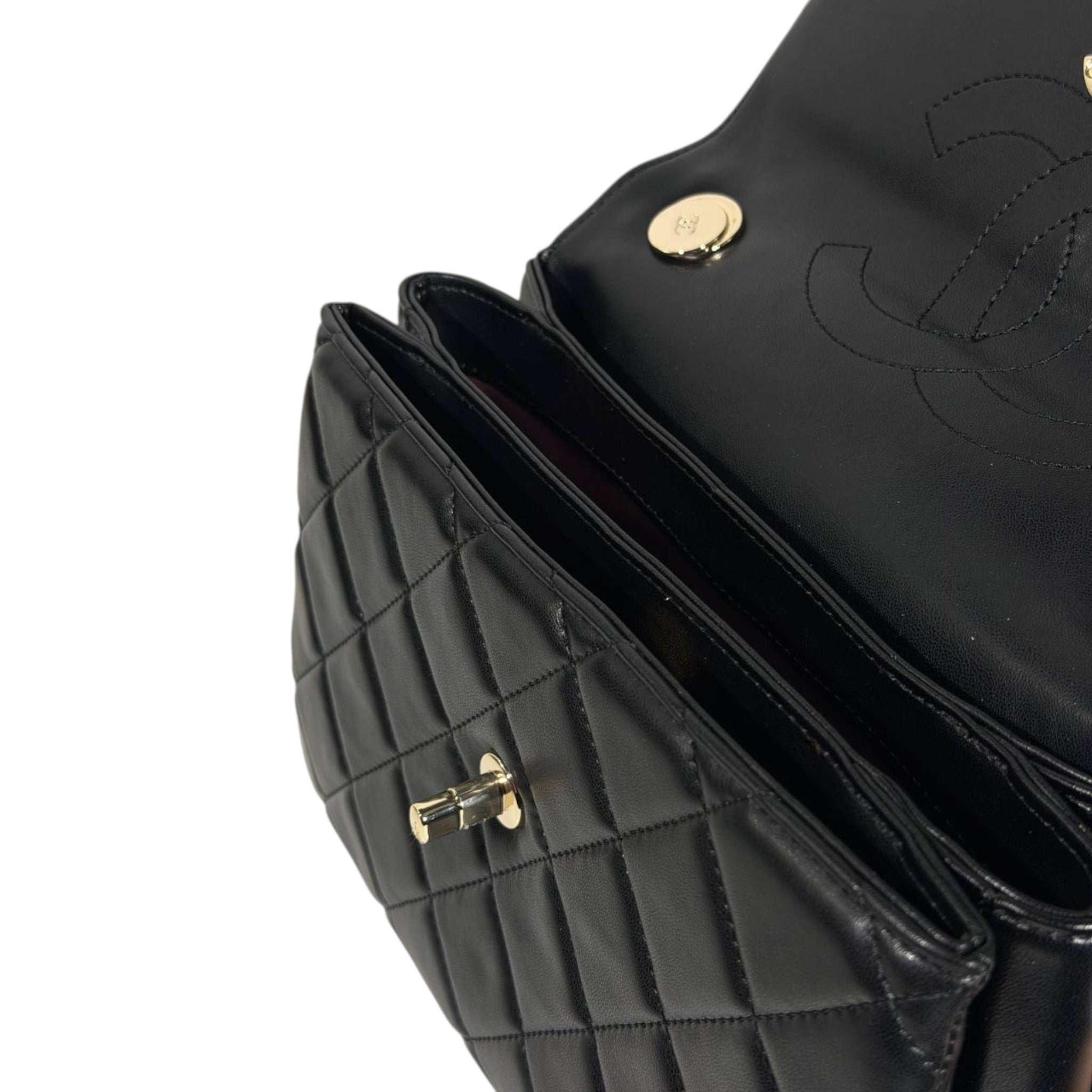 Chanel Quilted Top Handle Mini Bag – Black with Gold Hardware 🖤✨