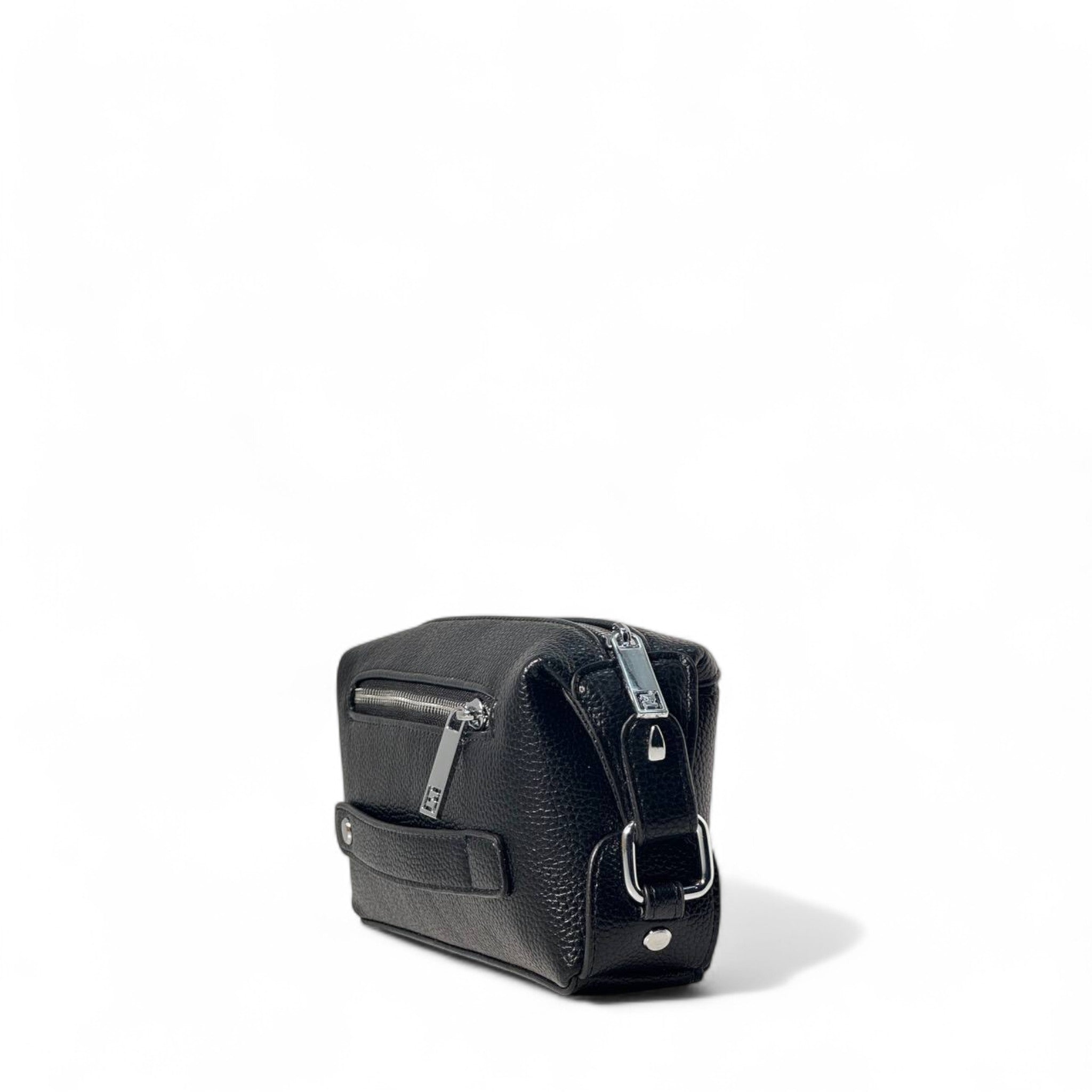 ๐ก Fendi Monster Eyes Leather Crossbody โ Statement Luxury Bag ๐