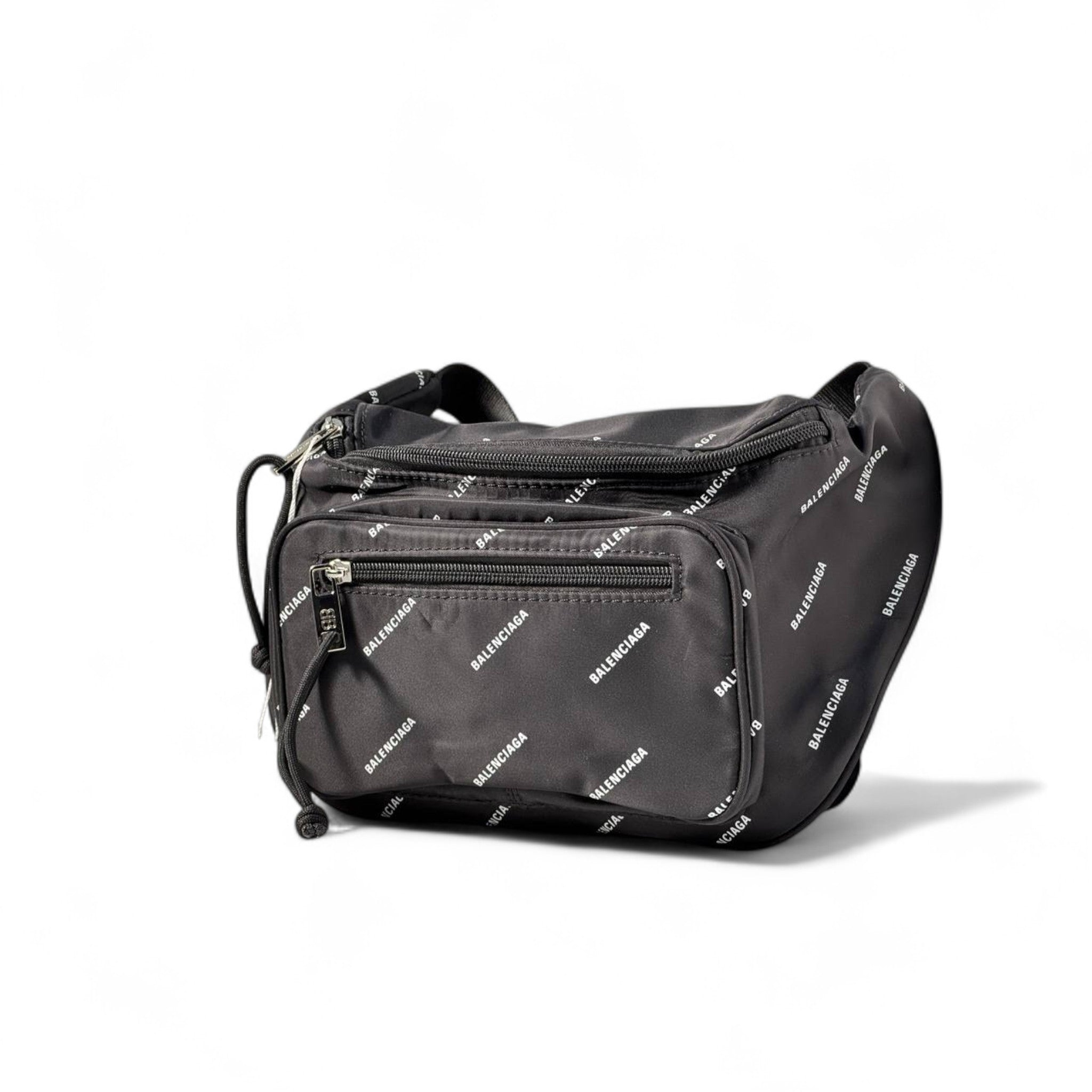 ๐ค Balenciaga Allover Logo Belt Bag โ Black Urban Luxe Edition ๐โจ