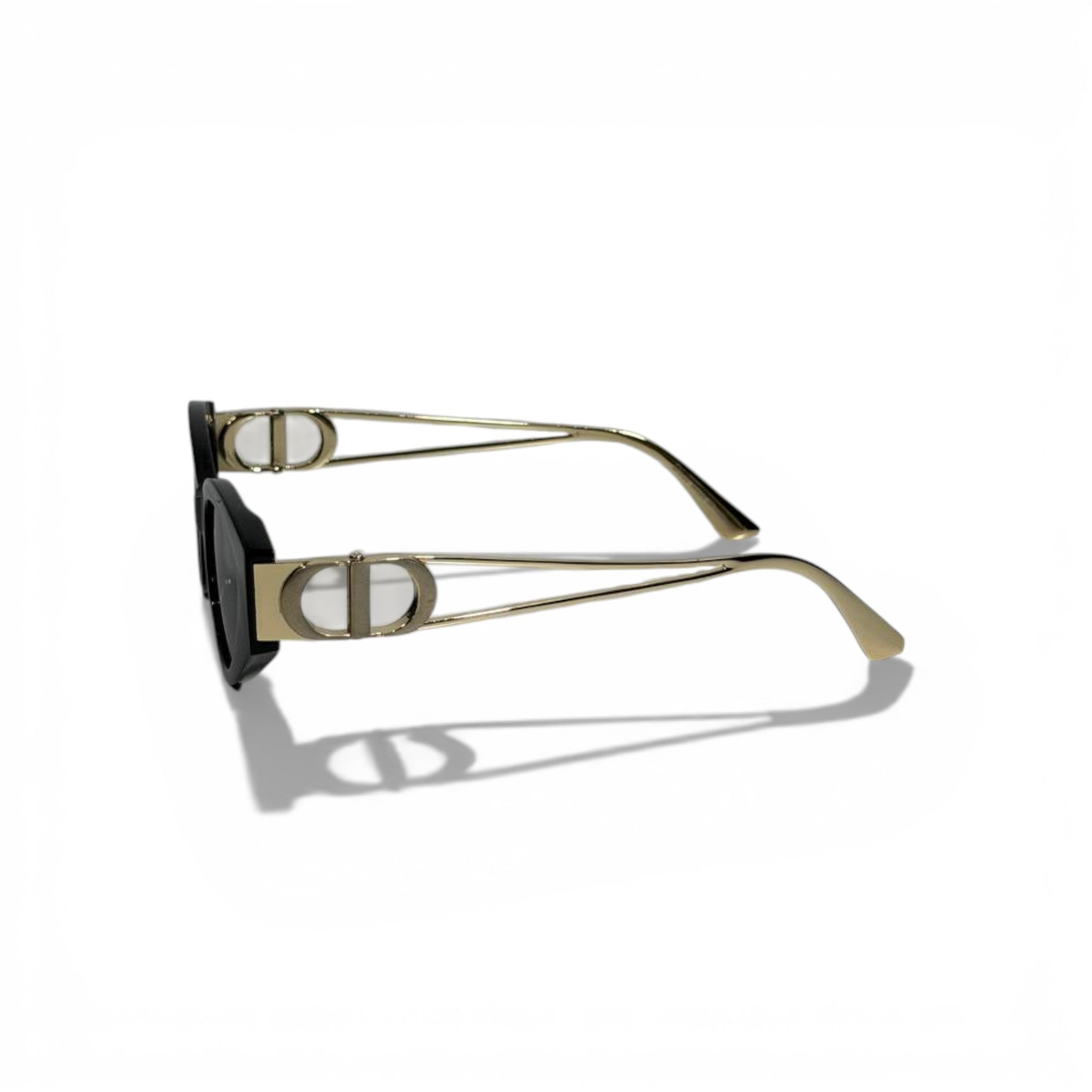 🕶️ Dior CD Oval Sunglasses – Black & Gold ✨🖤