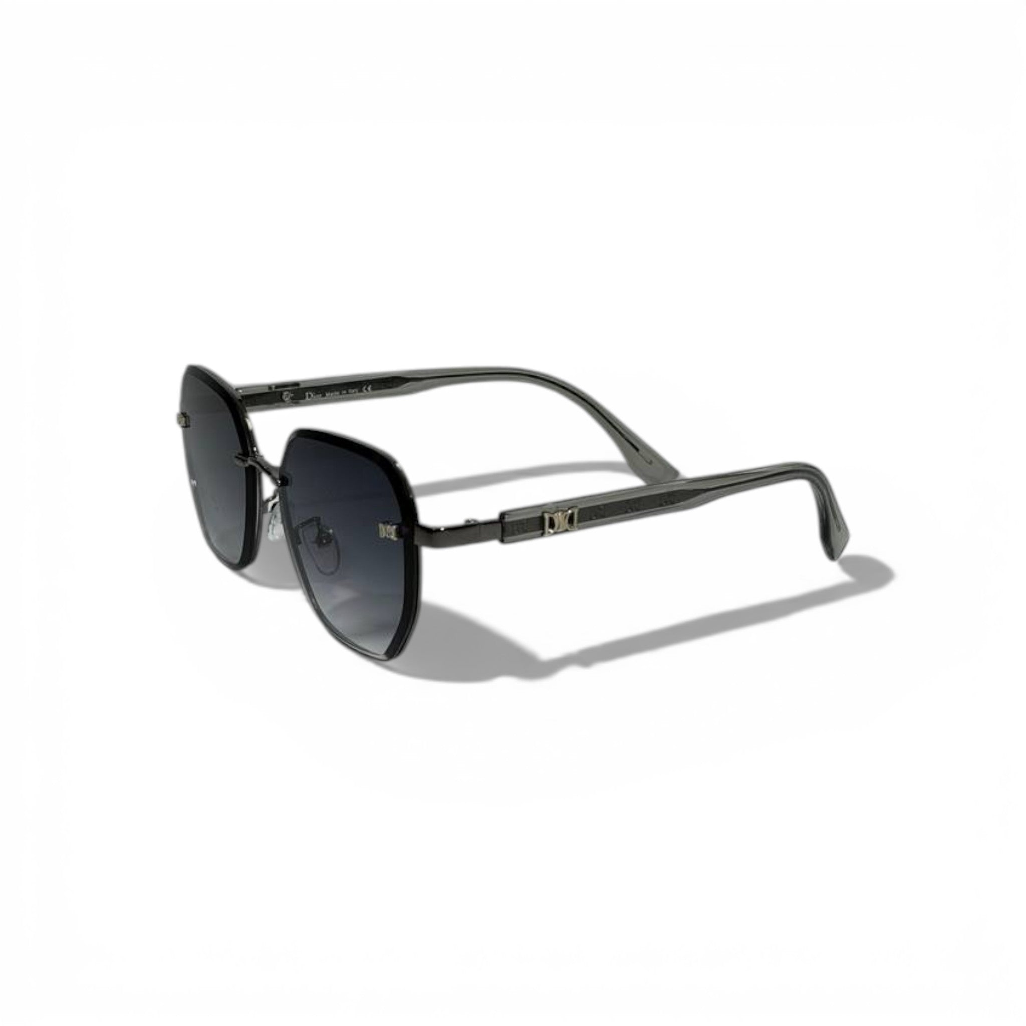 🕶️👑 Dior Black Square Sunglasses with Signature Gold Detail 👑🕶️