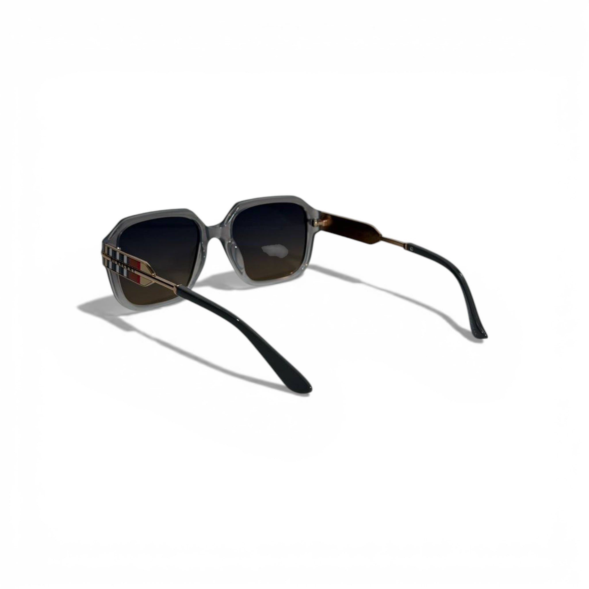 🕶️🤎 Burberry Square Sunglasses with Iconic Check Side Detail 🤎🕶️