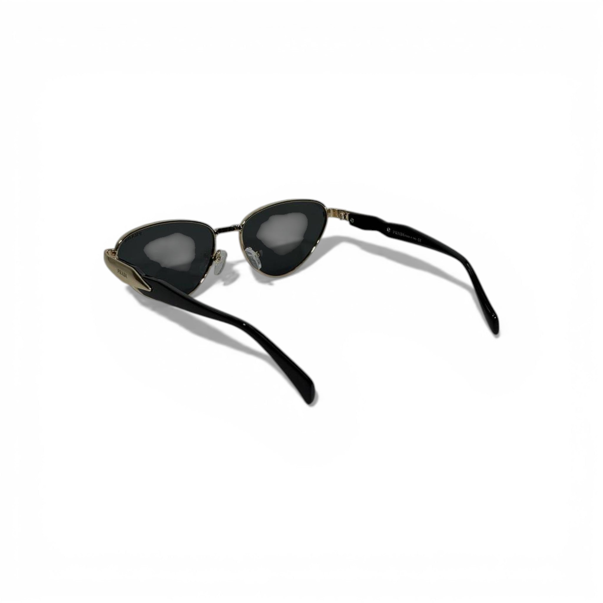 Prada Oval Sunglasses – Black & Gold Timeless Luxury 🕶️✨