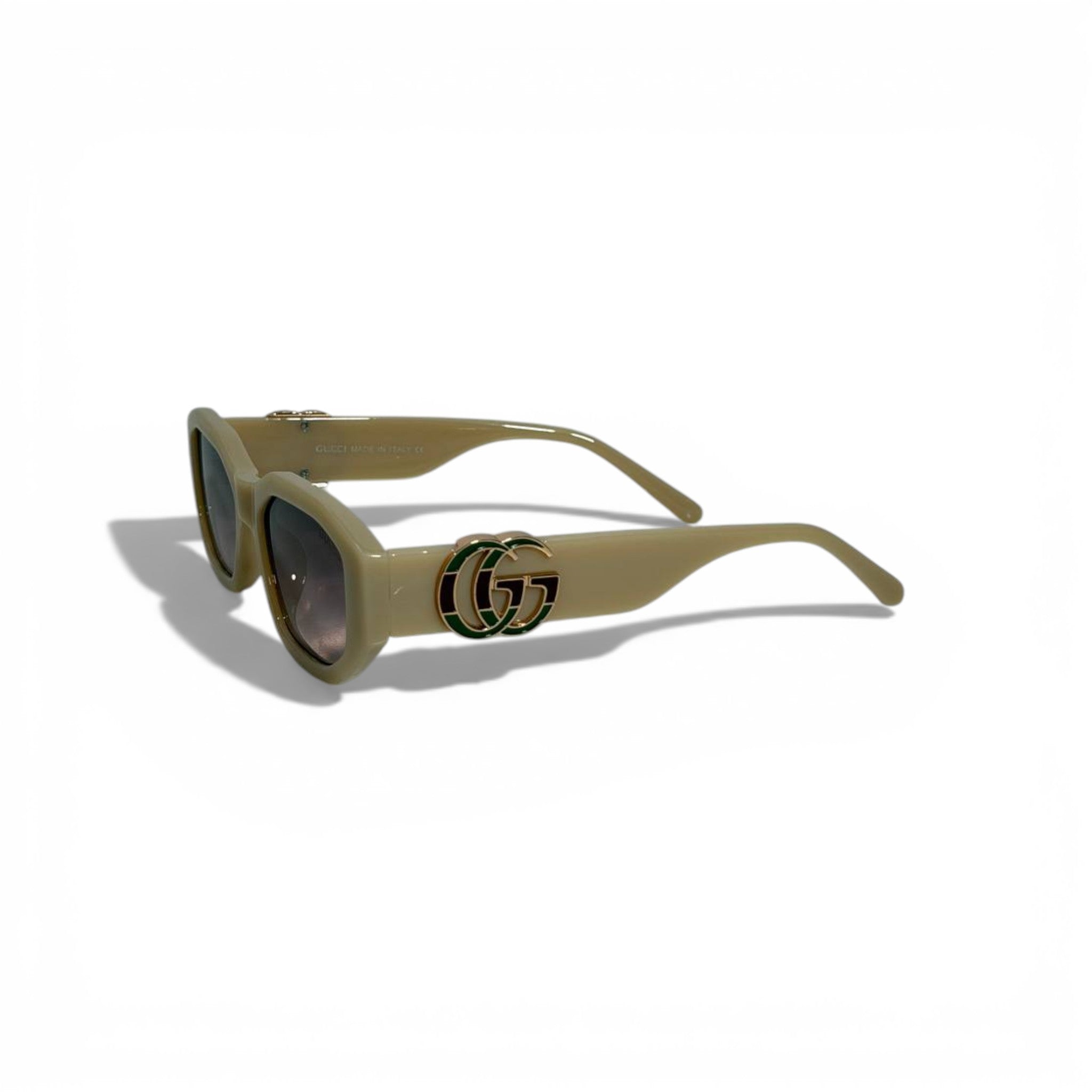 Gucci GG Logo Sunglasses – Beige Acetate with Iconic Gold Detail 🕶️✨