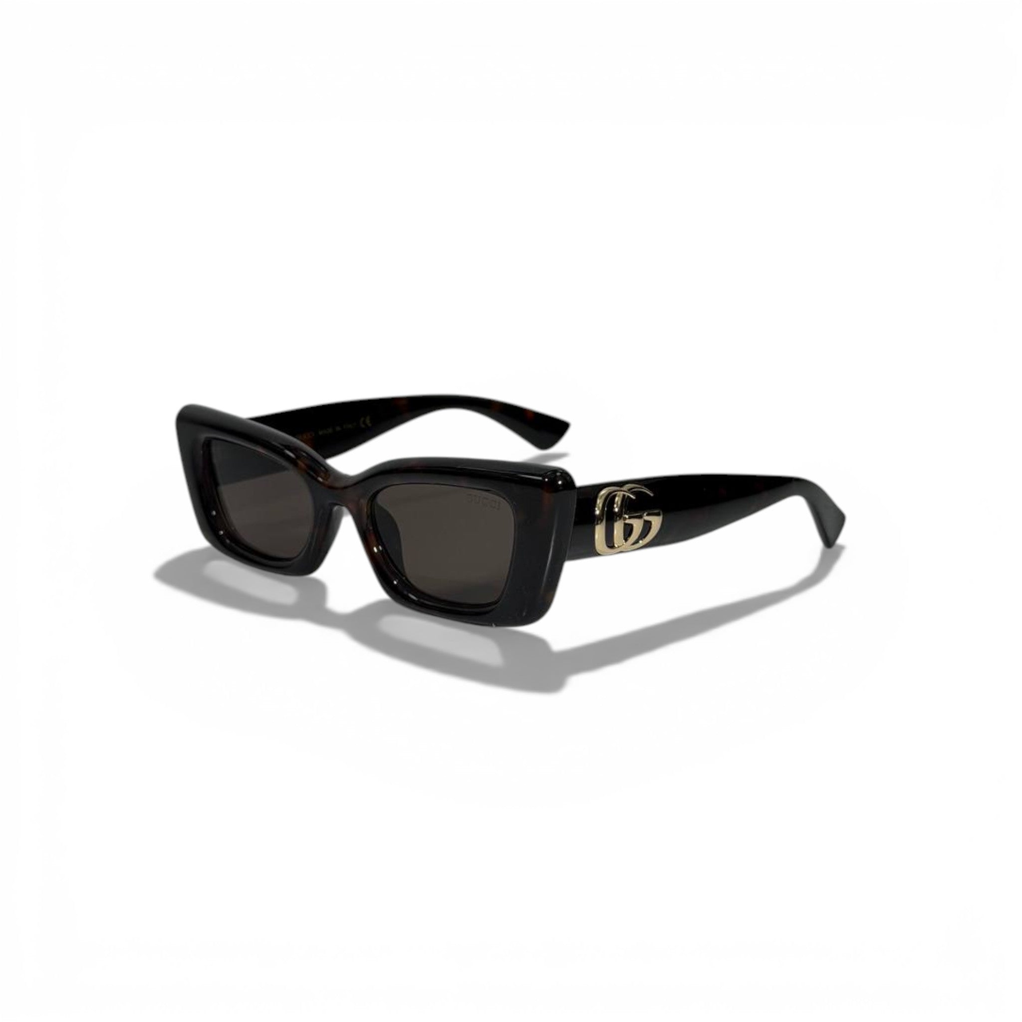 Gucci Rectangular Sunglasses Dark Lenses Iconic GG Luxury ๐ถ๏ธ๐คโจ