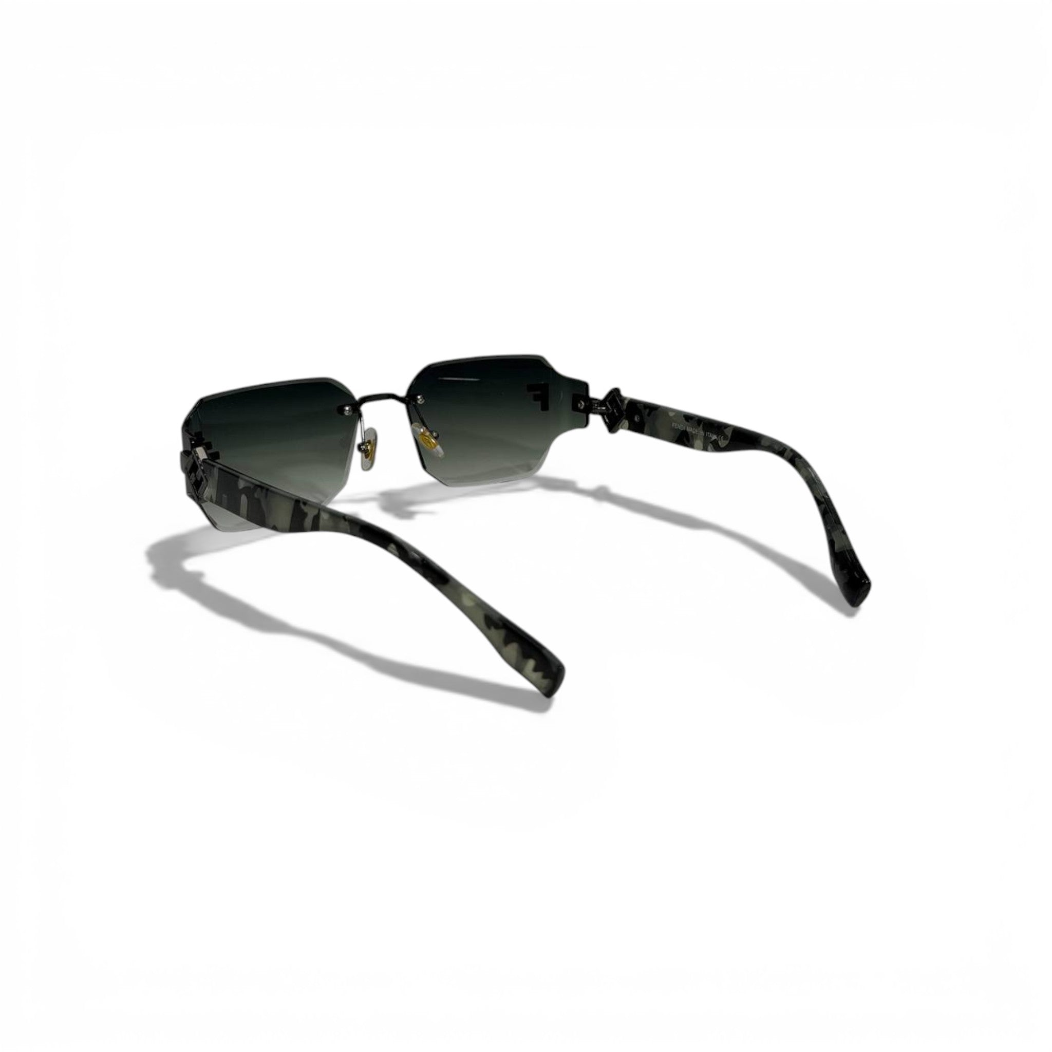 Fendi Geometric Sunglasses Gradient Lenses Luxury Statement 🕶️🖤✨