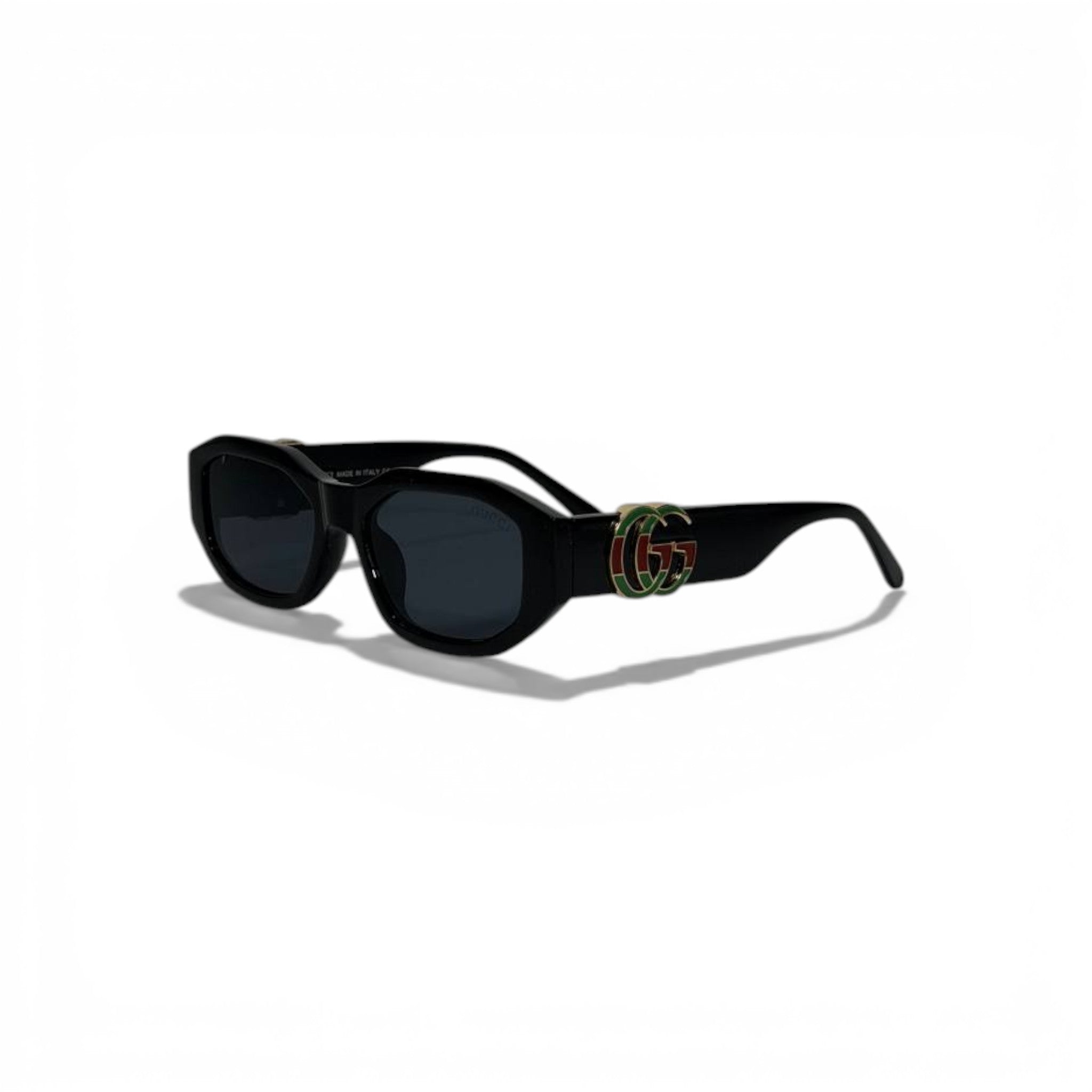 GUCCI Black Square Sunglasses with Iconic GG Logo – Bold Luxury Statement 🕶️🔥
