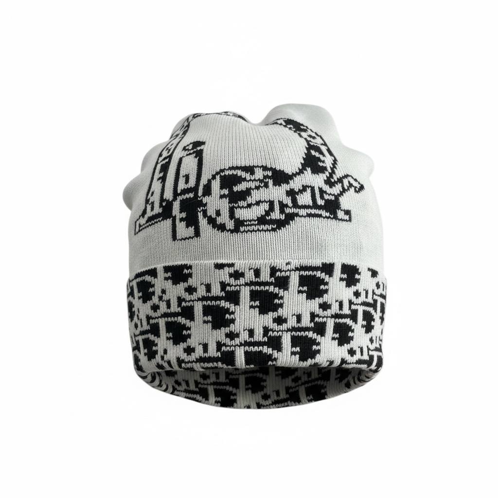 🧢 Dior Oblique Knit Beanie – Iconic Parisian Luxury 🤍🖤✨