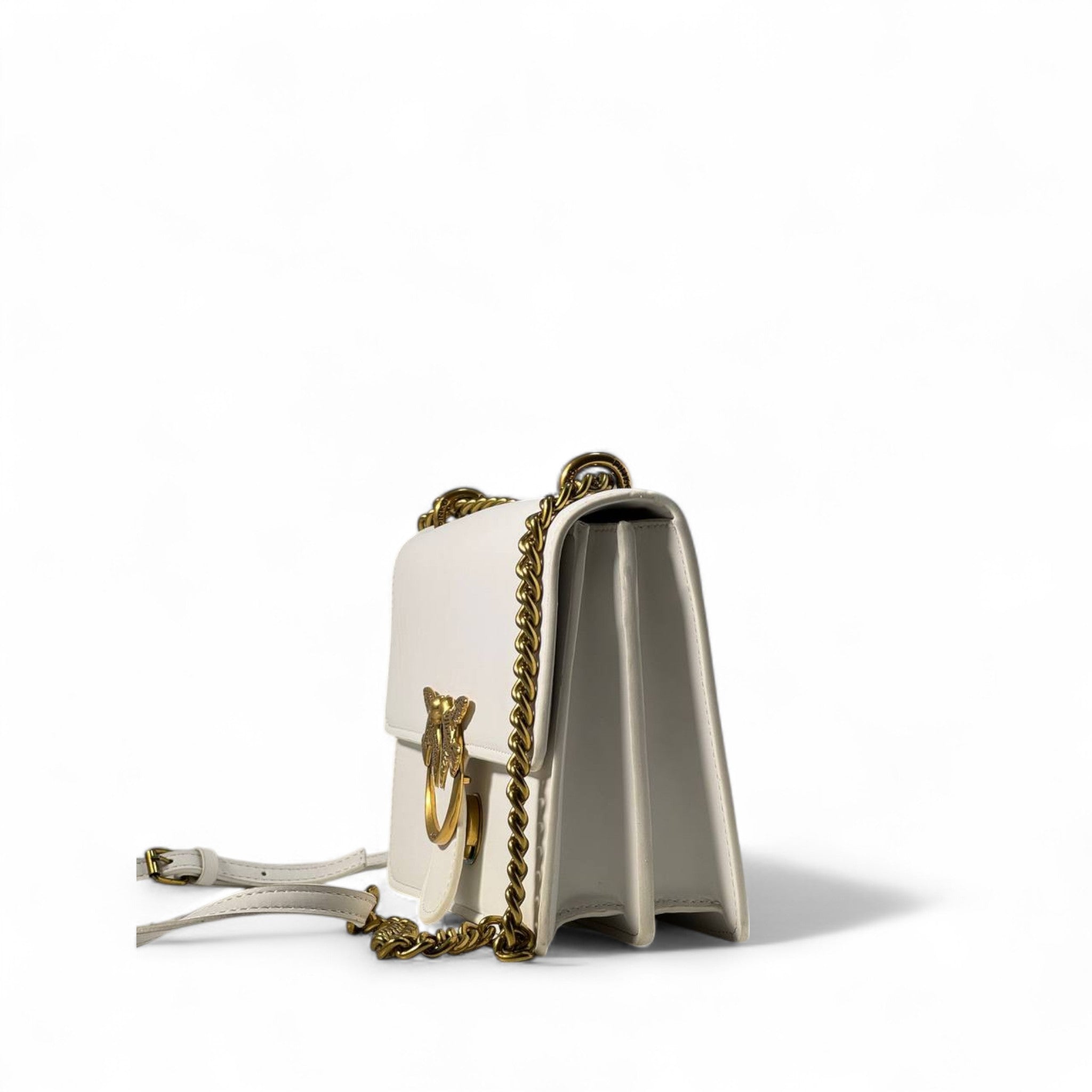 Pinko White Classic Love Bag 🤍✨ – Timeless Elegance with a Golden Touch