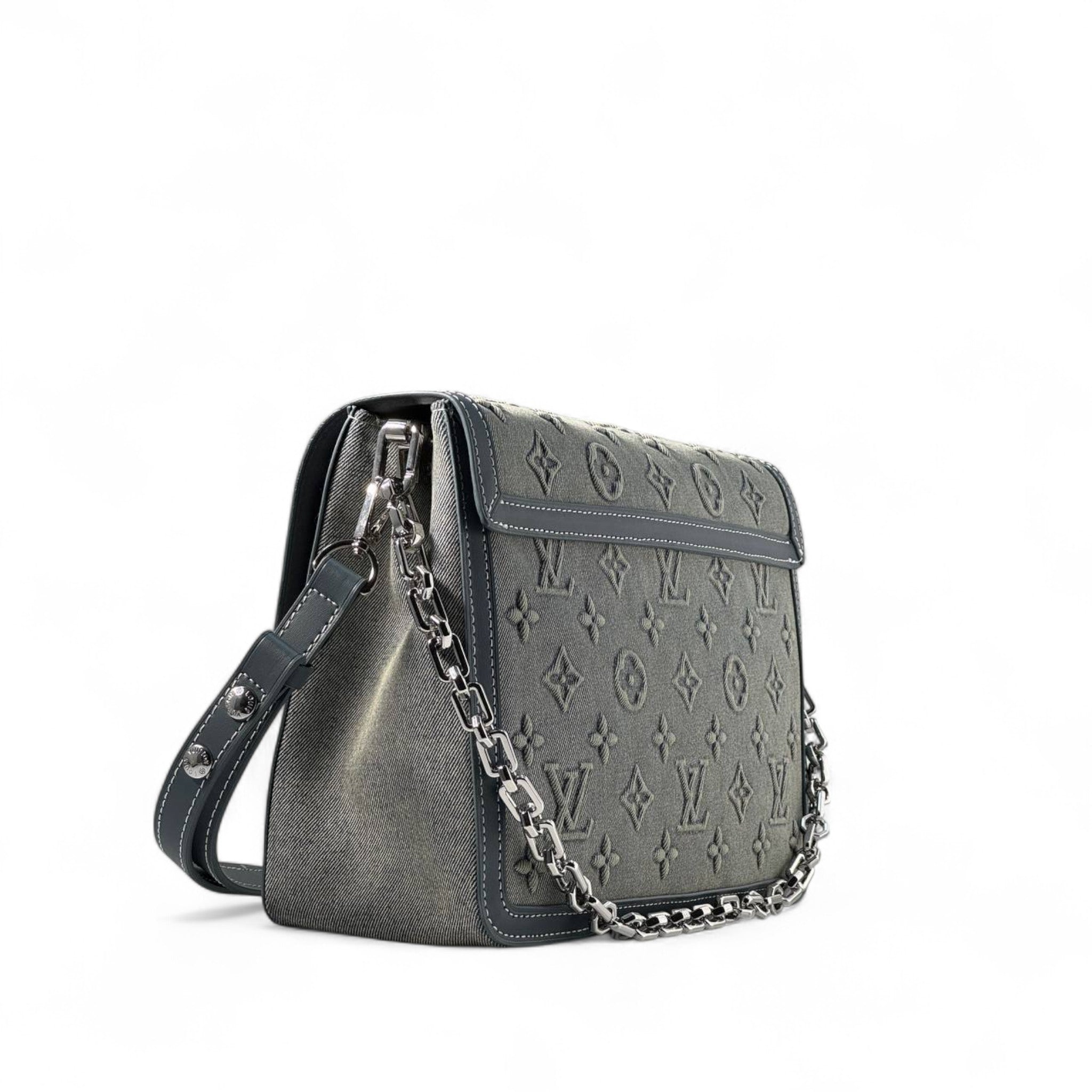 Louis Vuitton Circle Buckle Flap Bag – Monogram Denim in Washed Grey 🔗🖤