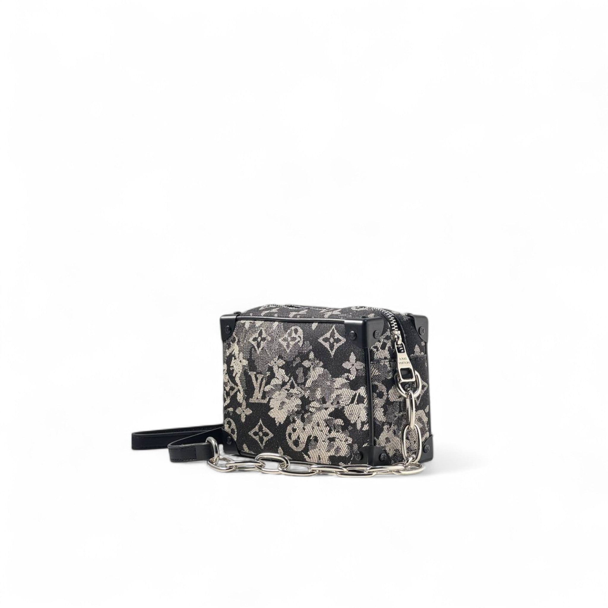 Louis Vuitton Trunk Sling – Monogram Flower Camo 🖤🌸