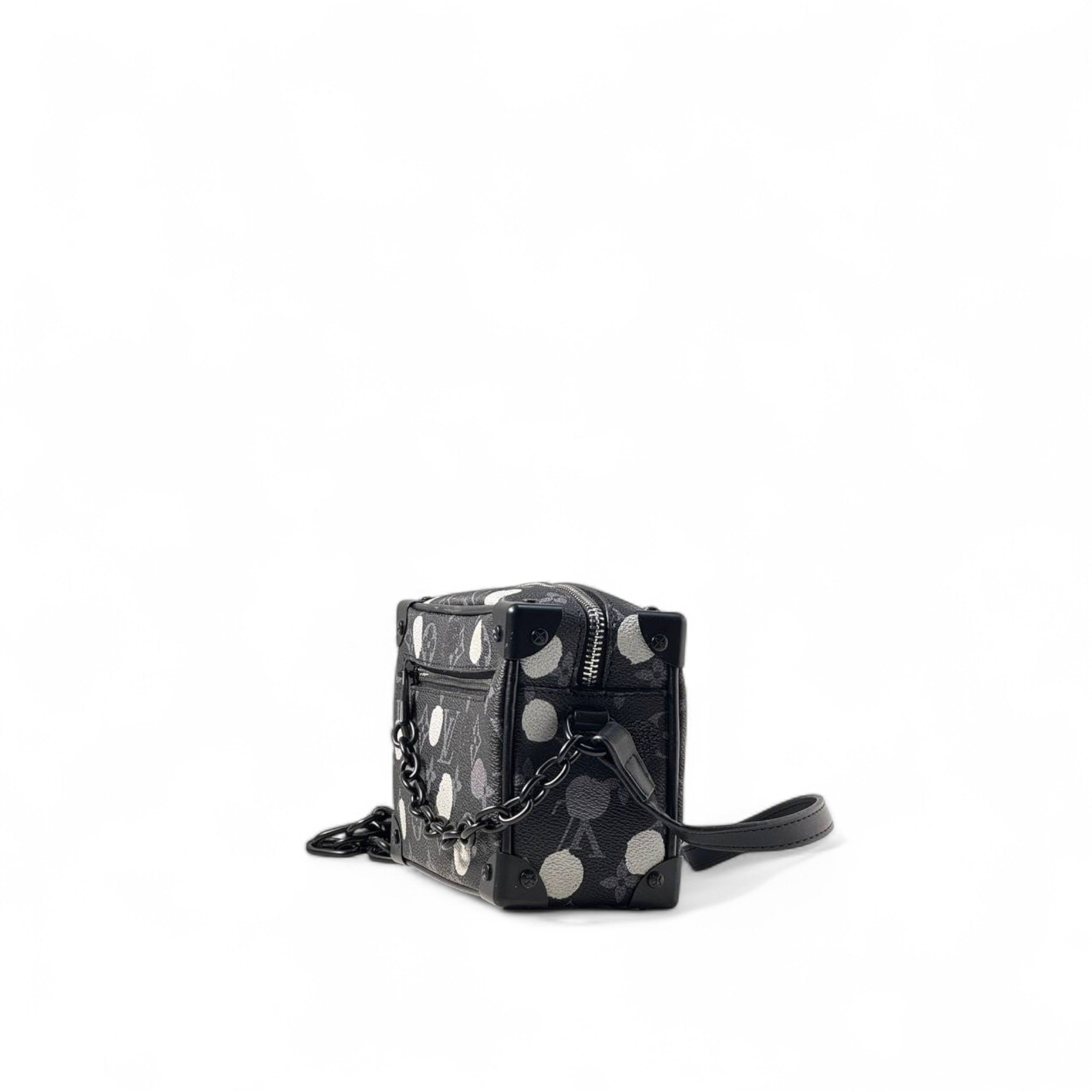 Louis Vuitton Soft Trunk – Polka Dot Monogram Edition 🎨🖤