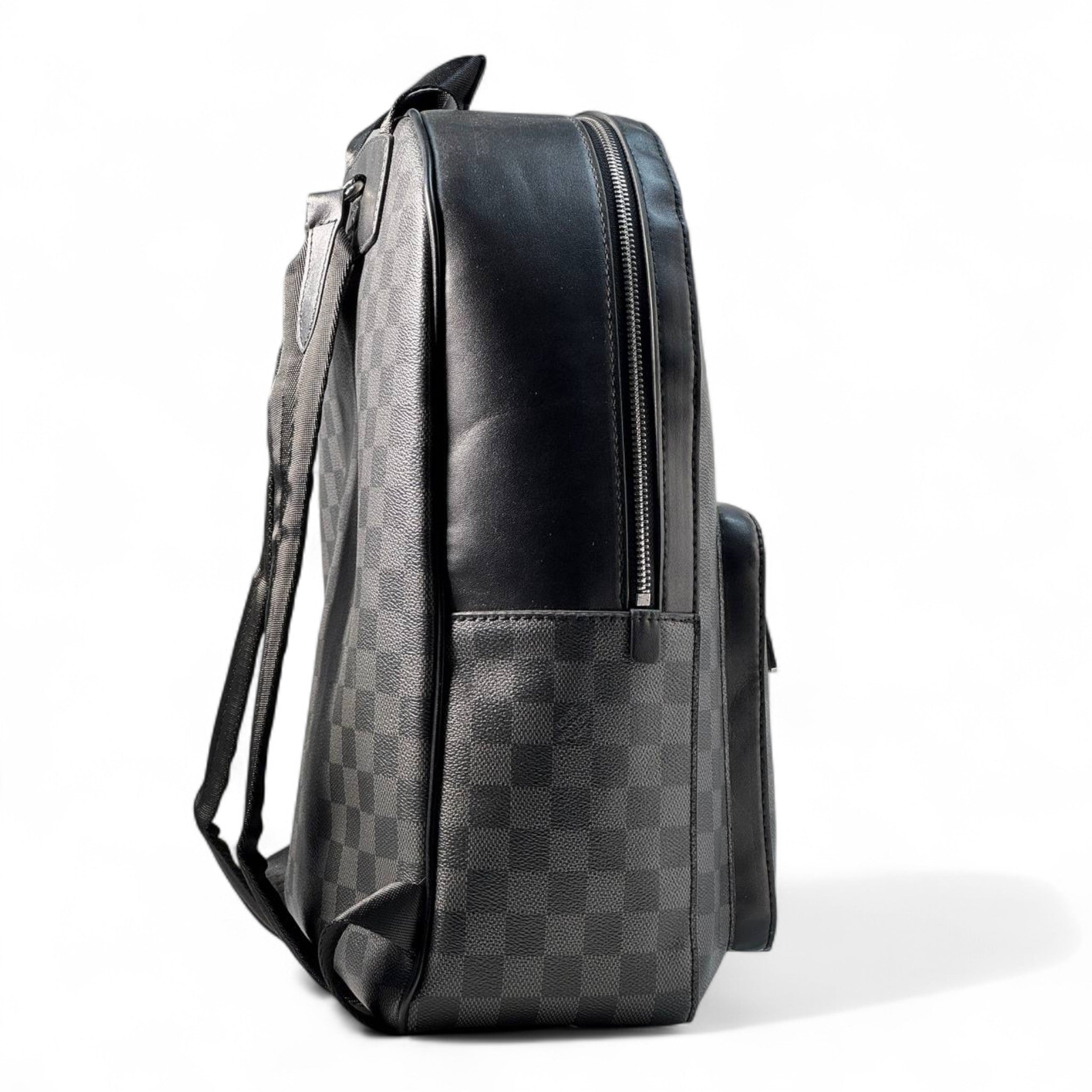 Louis Vuitton Damier Graphite Backpack โ Sleek City Style ๐๐ค