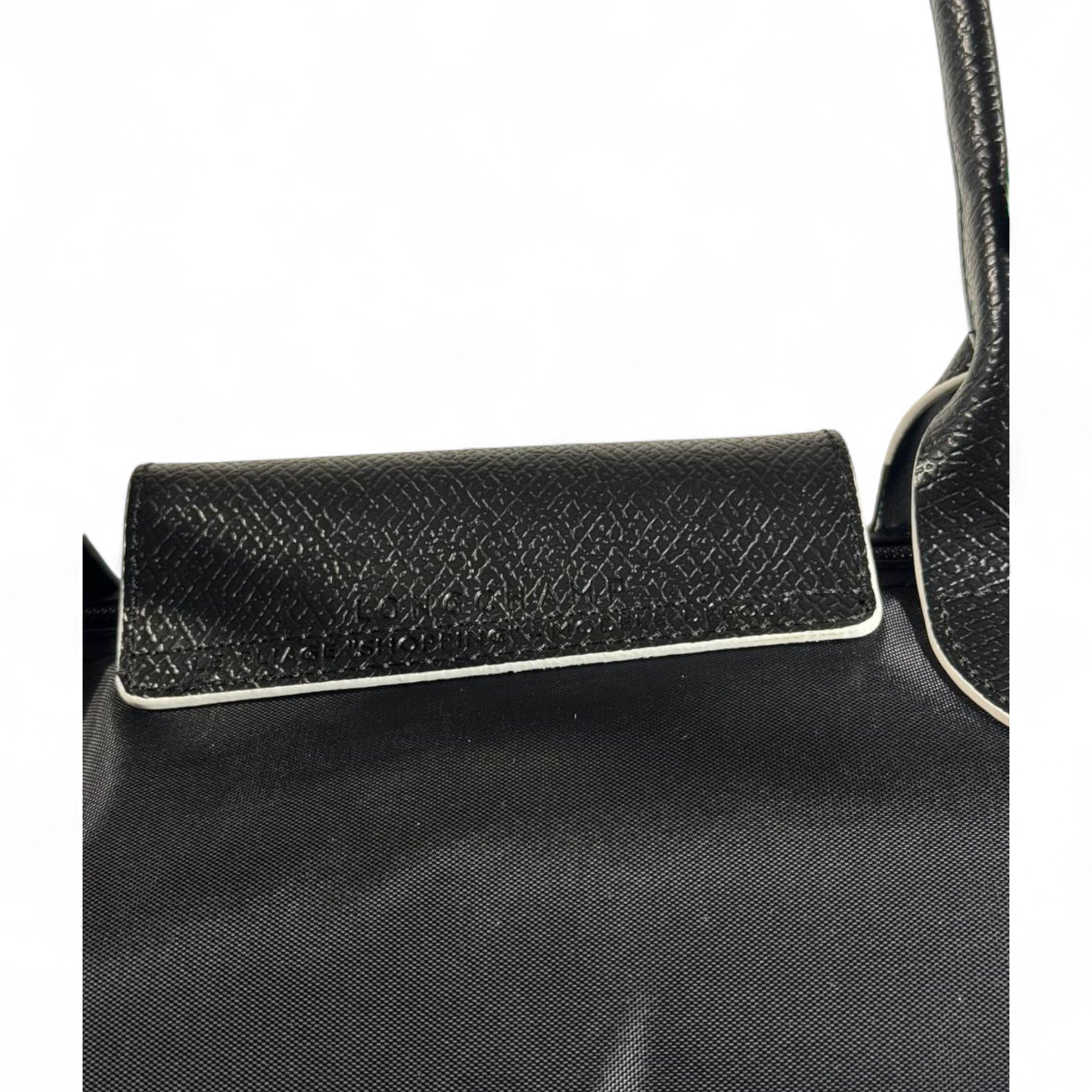 Longchamp Le Pliage Top Handle Bag 💙 Navy Blue with Brown Leathery