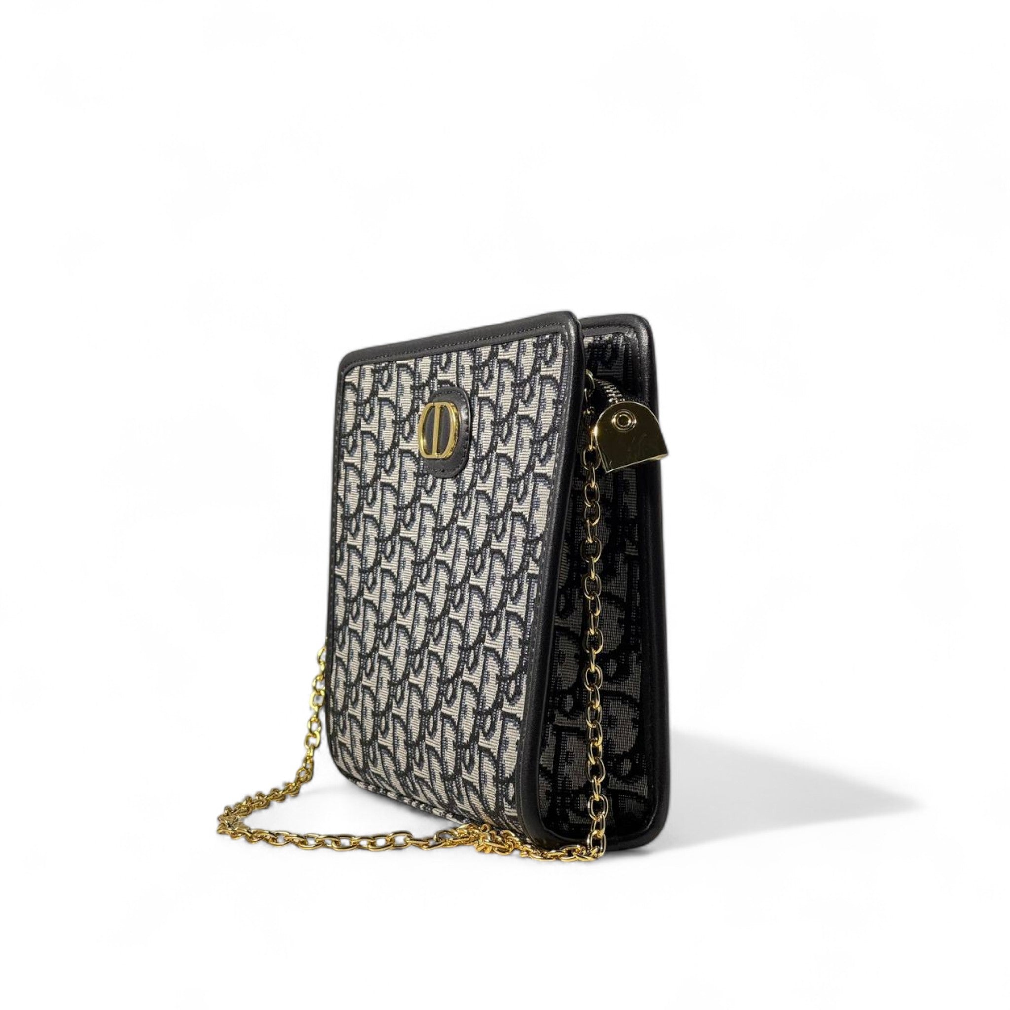 🧵 Dior Oblique Chain Clutch – Monogram Gold Edition ✨