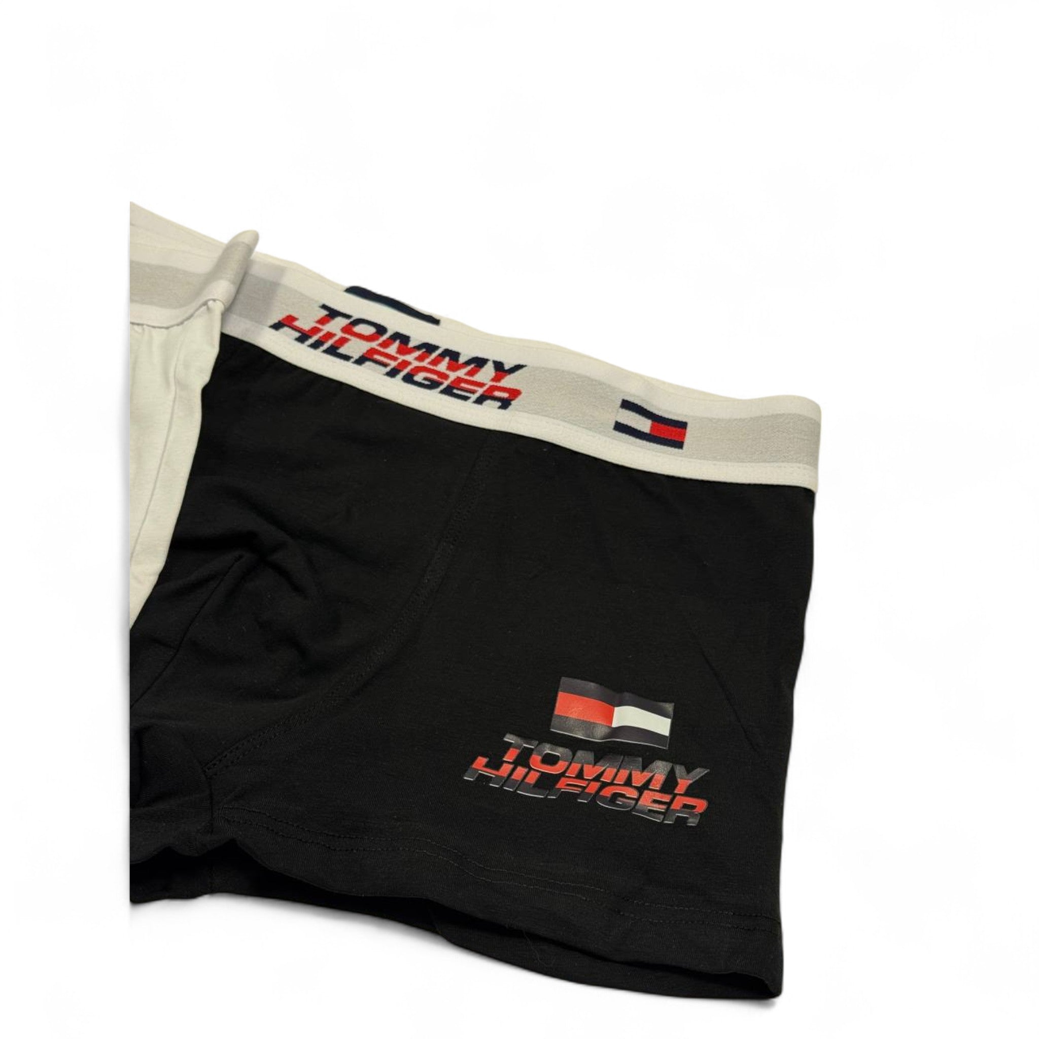 🇺🇸 Tommy Hilfiger Men’s Boxer Set – 3-Pack Classic Logo Edition (Navy, White, Black) 🩳