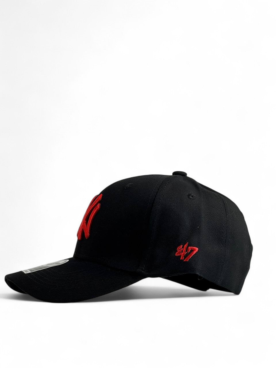 Black & Red NY Yankees ‘47 Brand Cap 🖤❤️ | Bold Streetwear Essential 🧢🔥