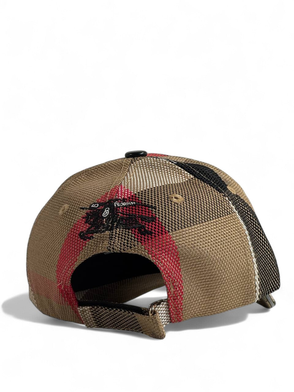 🎩 Burberry Vintage Check Cap – Iconic Luxury Streetwear Essential ✨