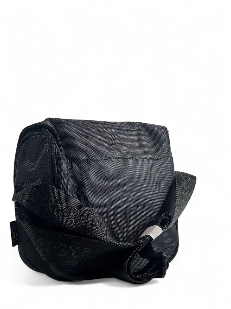 🖤💚 Trapstar Black & Green Crossbody Bag – Bold Urban Streetwear Essential 🔥