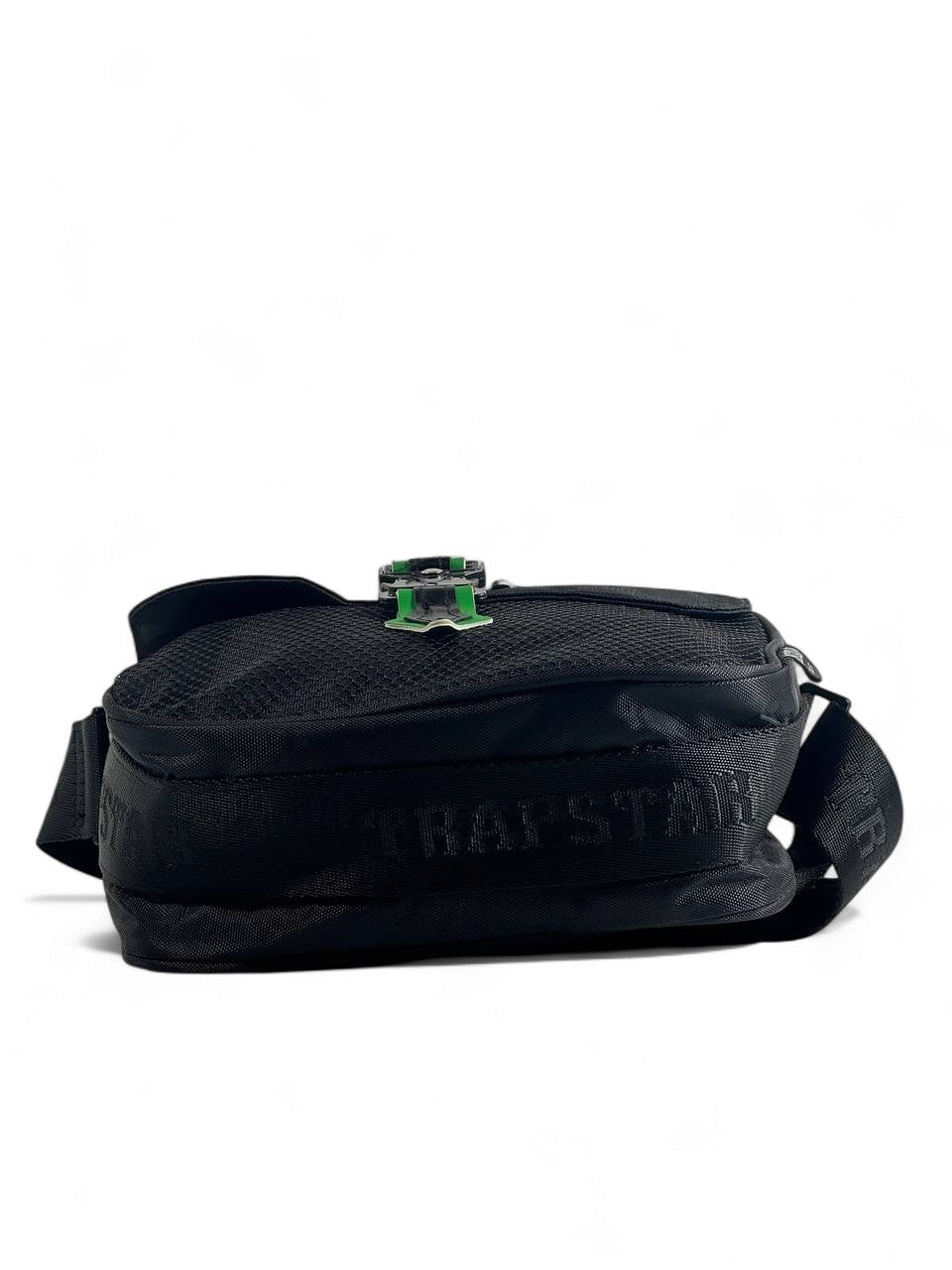🖤💚 Trapstar Black & Green Crossbody Bag – Bold Urban Streetwear Essential 🔥