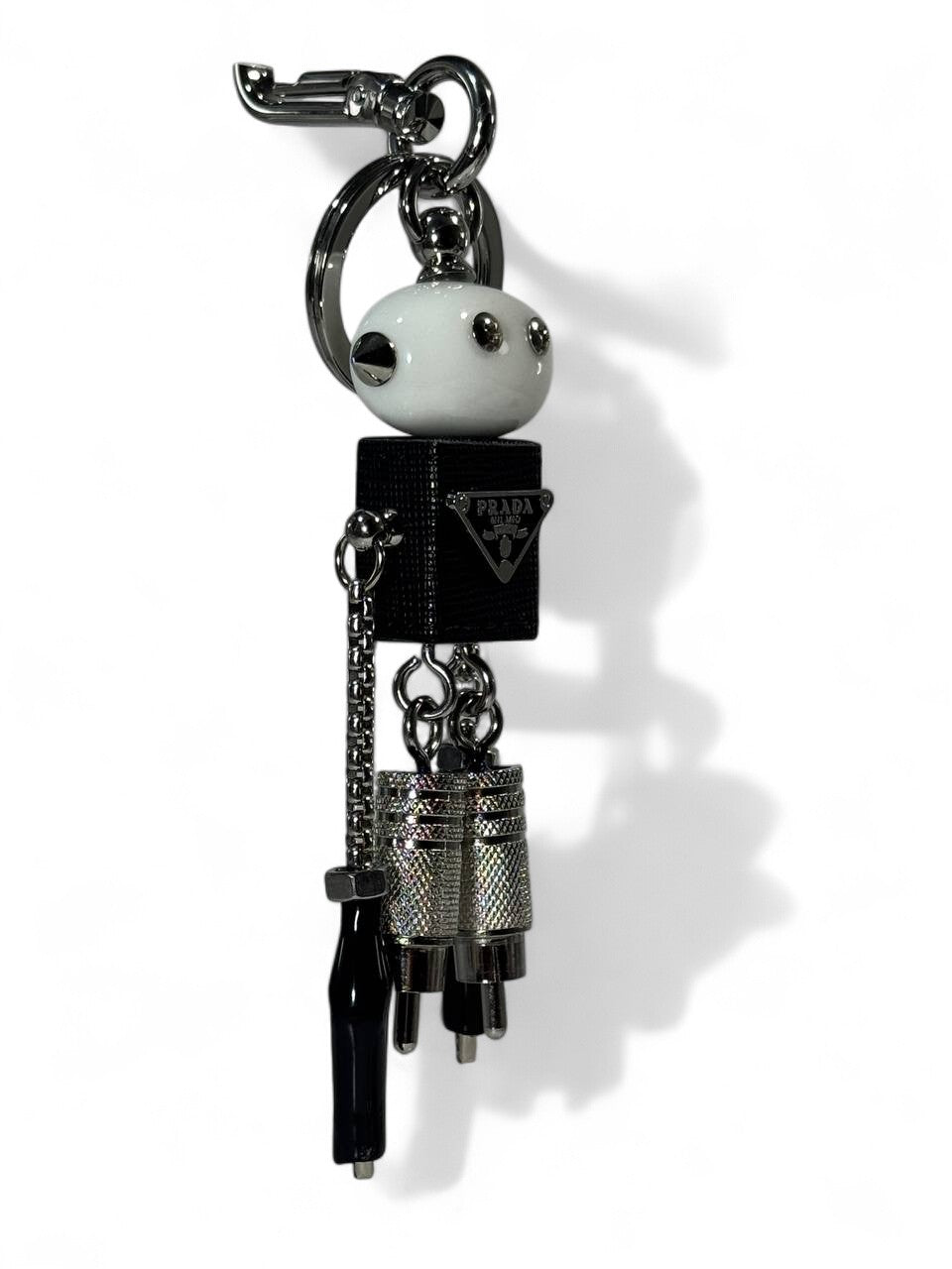 🤖 Prada Robot Keychain – Luxury Tech-Inspired Bag Charm 🔑✨